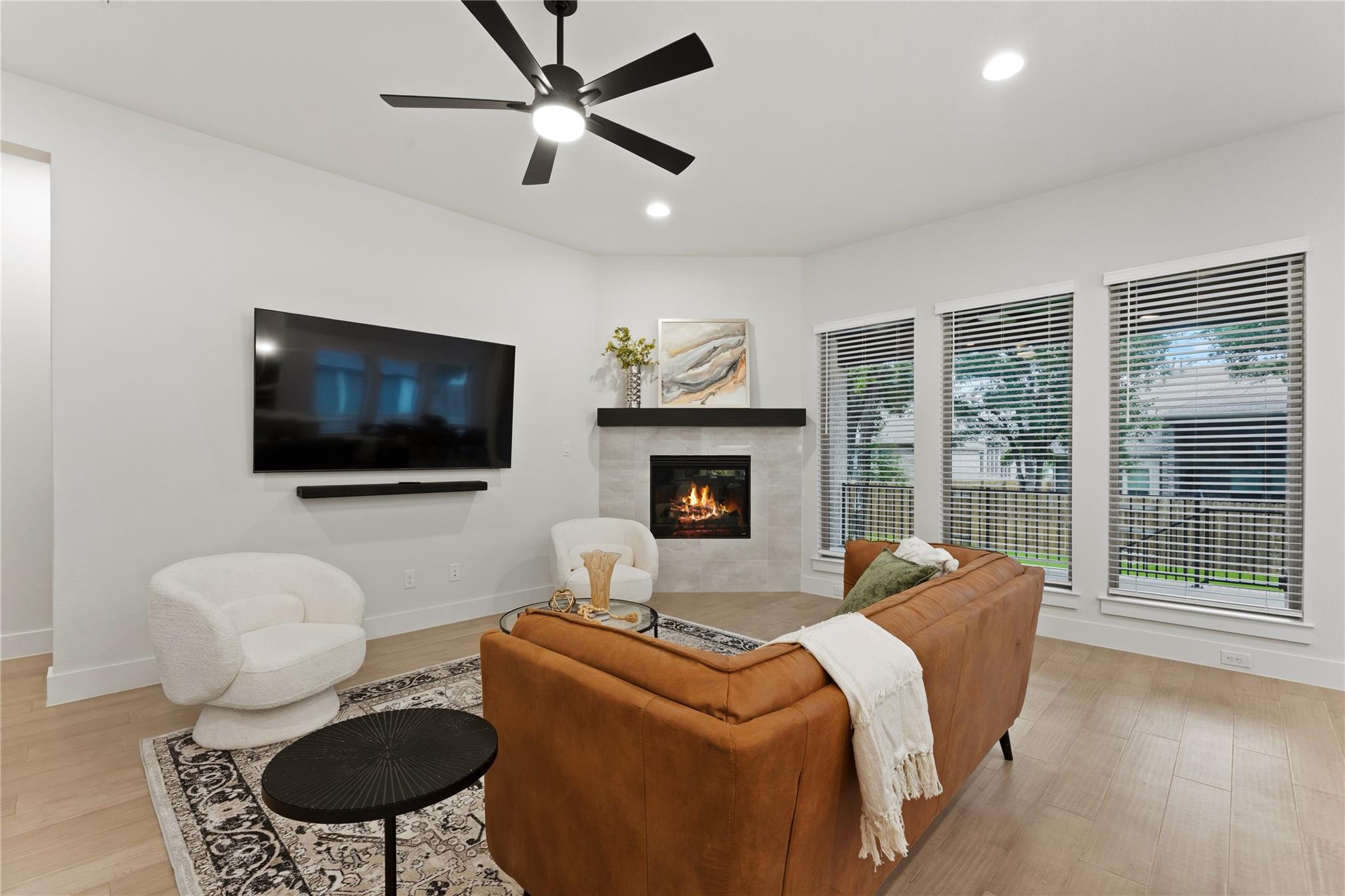 201 Brewer St, Kyle, TX 78640