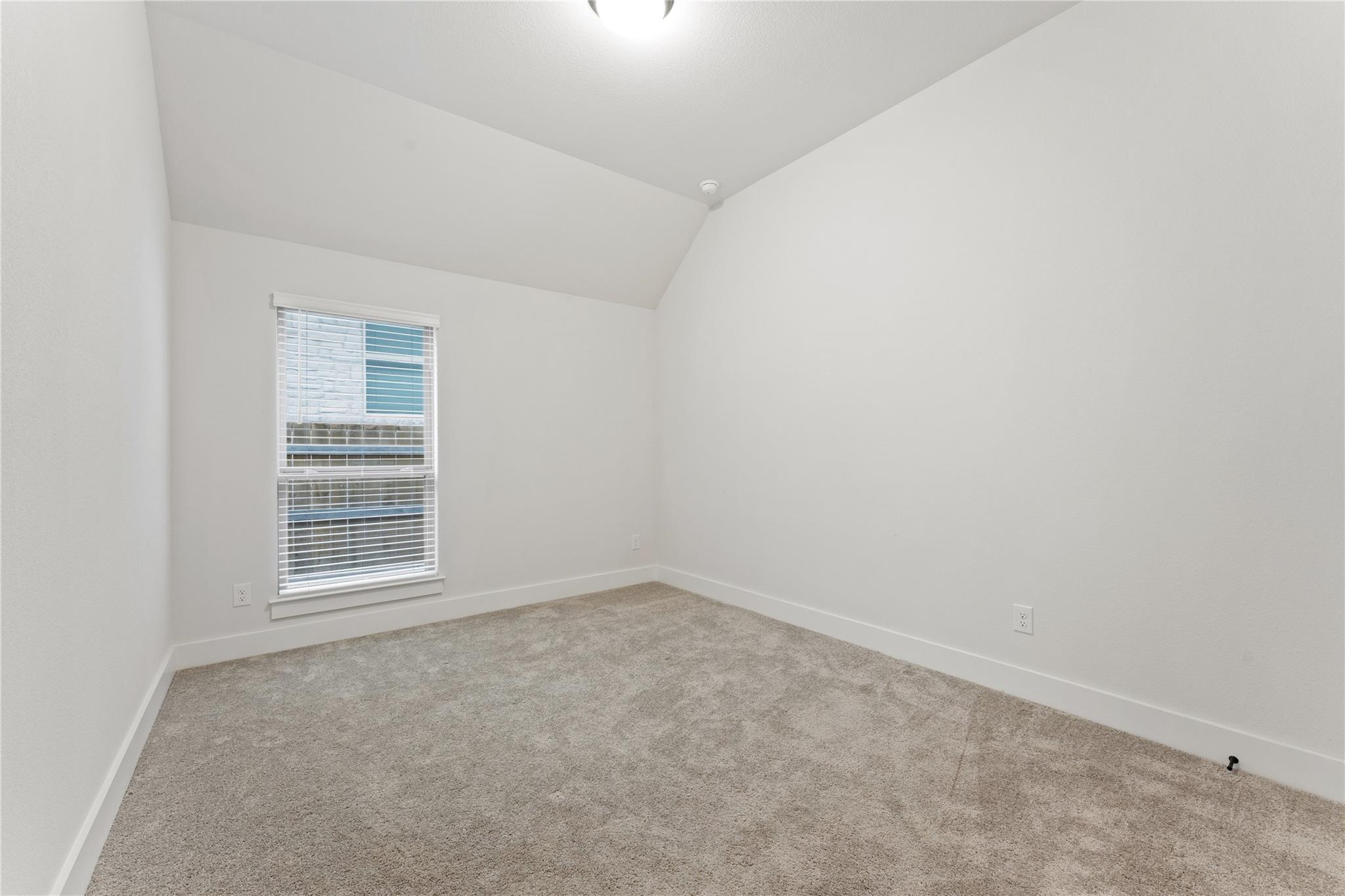 201 Brewer St, Kyle, TX 78640