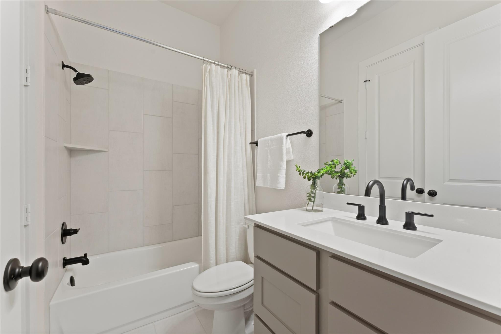 201 Brewer St, Kyle, TX 78640