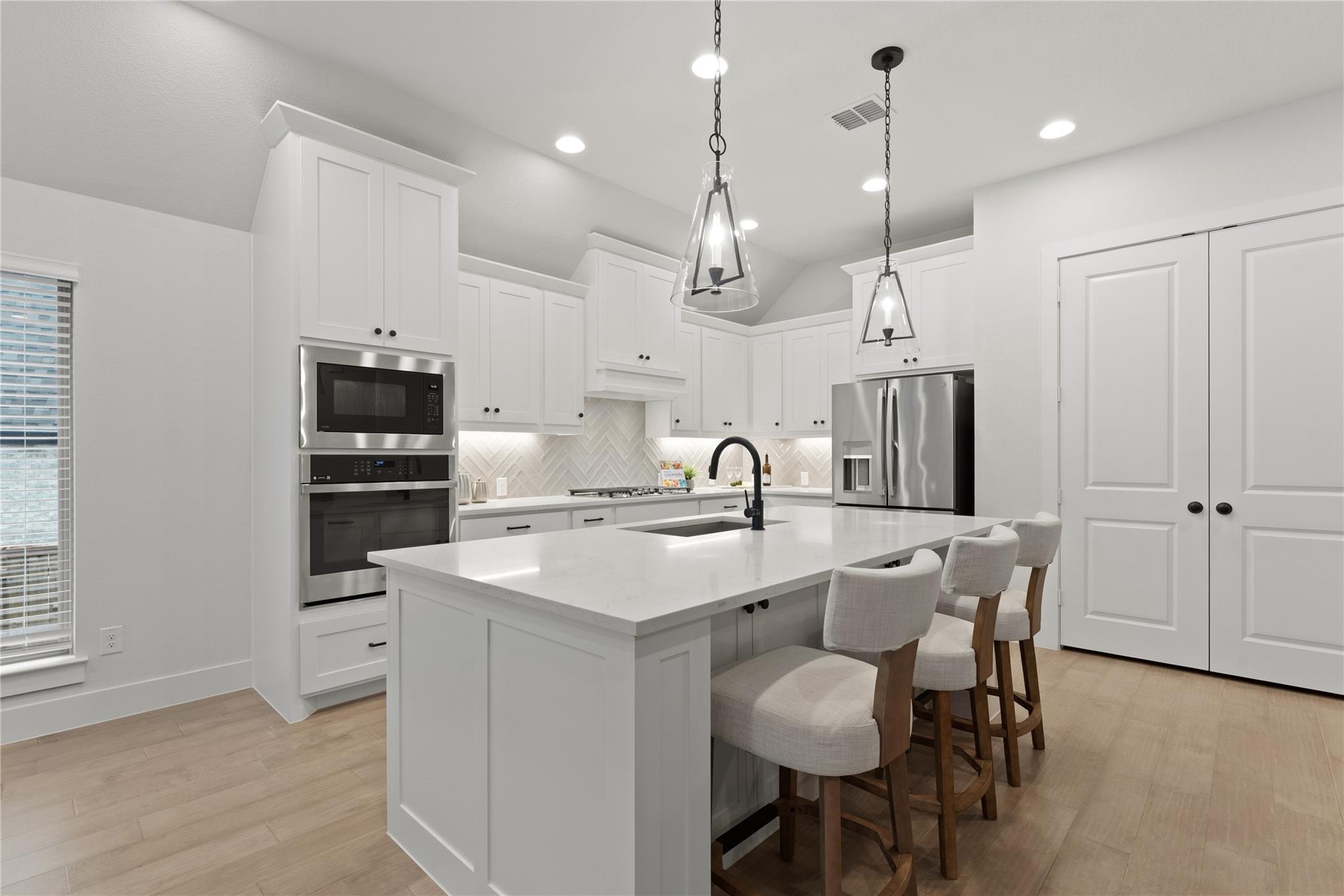 201 Brewer St, Kyle, TX 78640