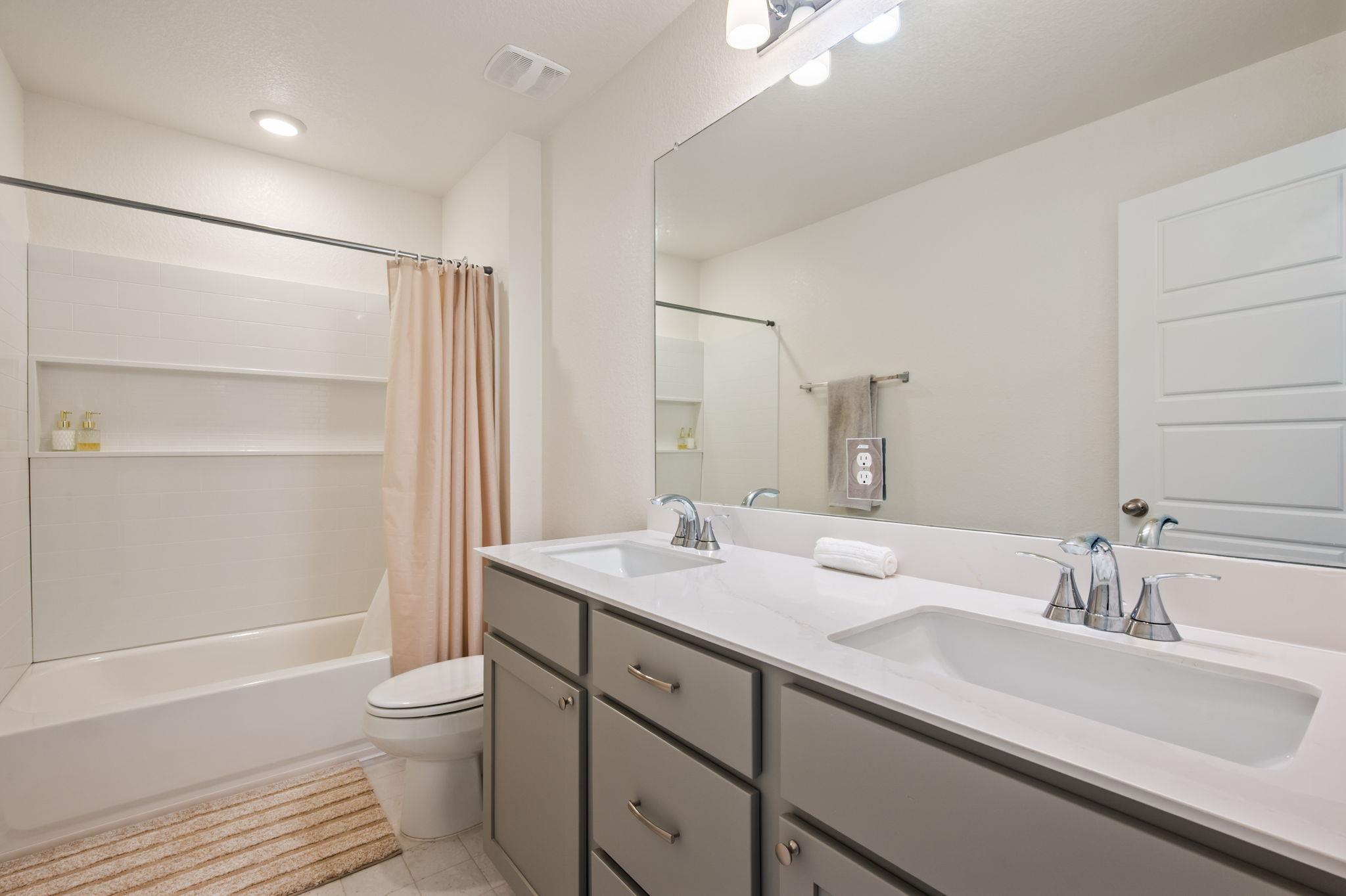 7805 House Finch Dr, Austin, TX 78744