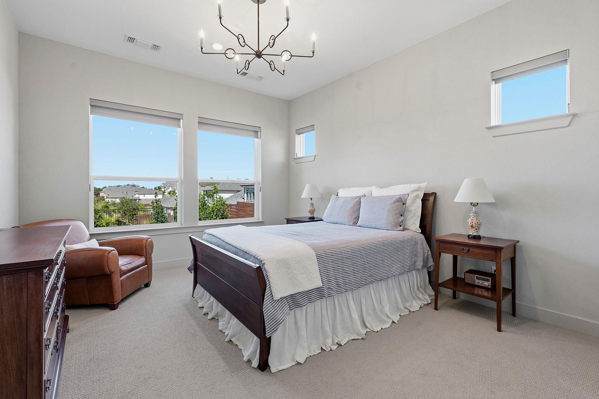 8501 Bouvreuil Dr, Austin, TX 78738