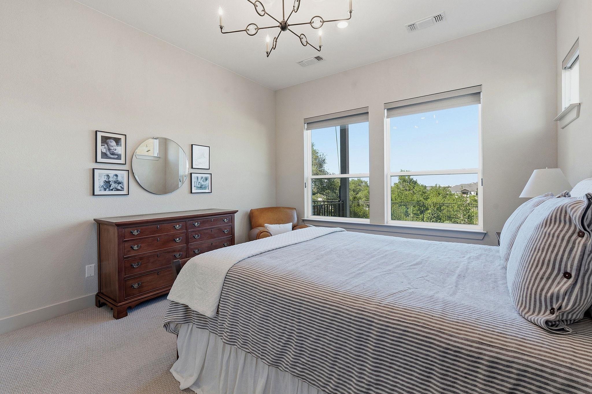 8501 Bouvreuil Dr, Austin, TX 78738