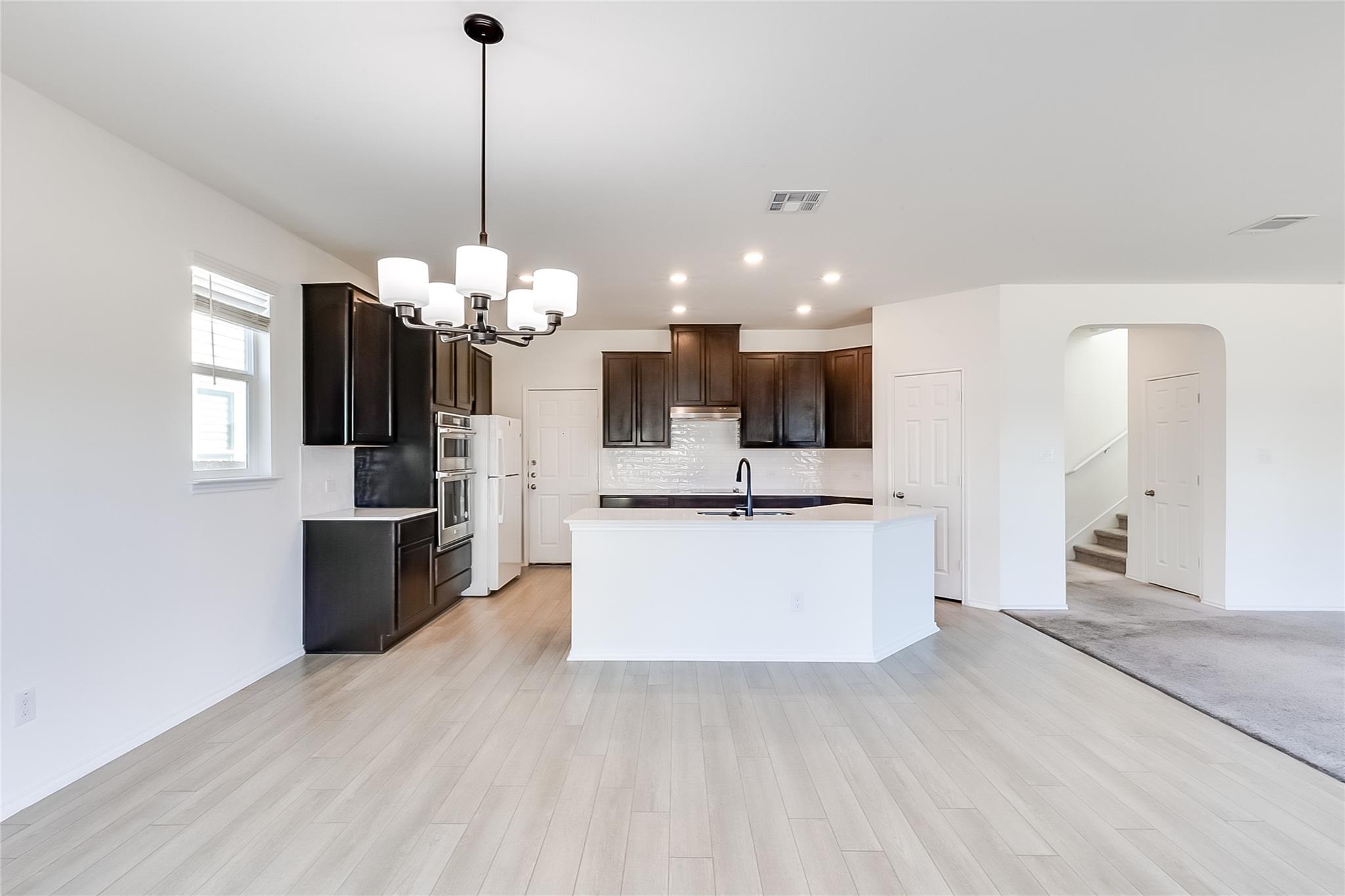 101 Auburn St, Kyle, TX 78640