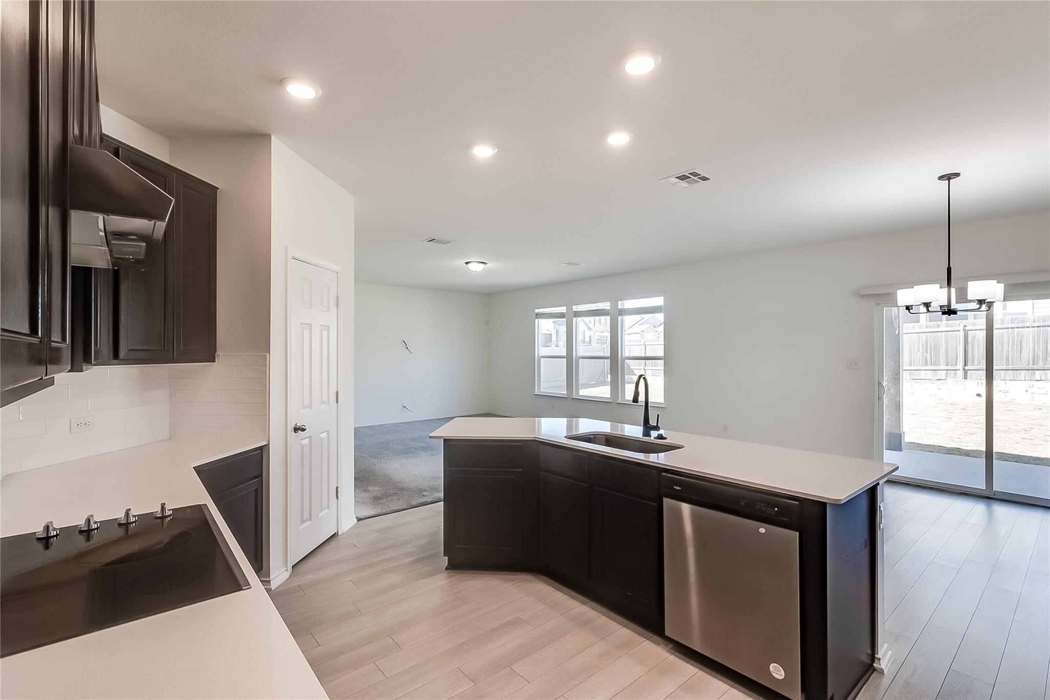 101 Auburn St, Kyle, TX 78640