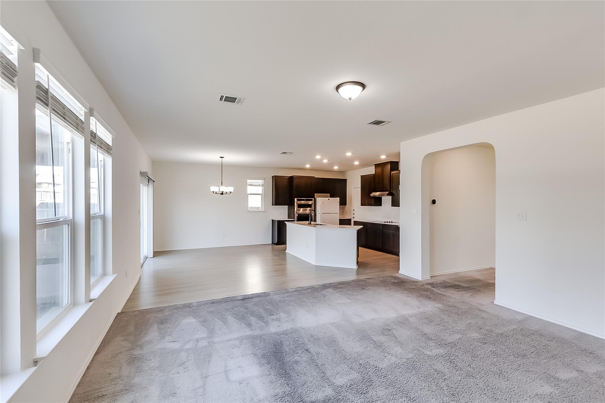 101 Auburn St, Kyle, TX 78640