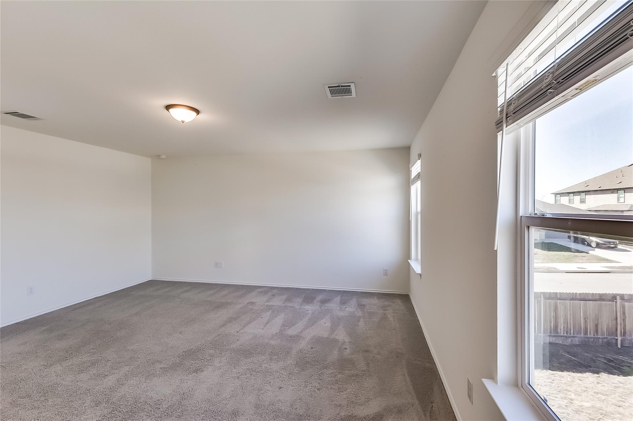 101 Auburn St, Kyle, TX 78640