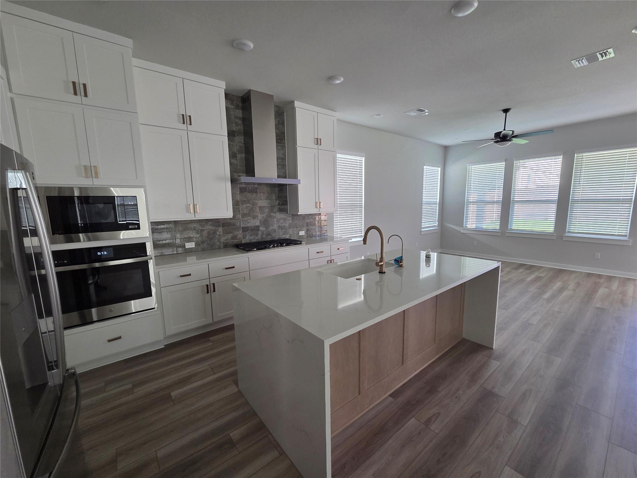 332 Marisol Bnd, Georgetown, TX 78626