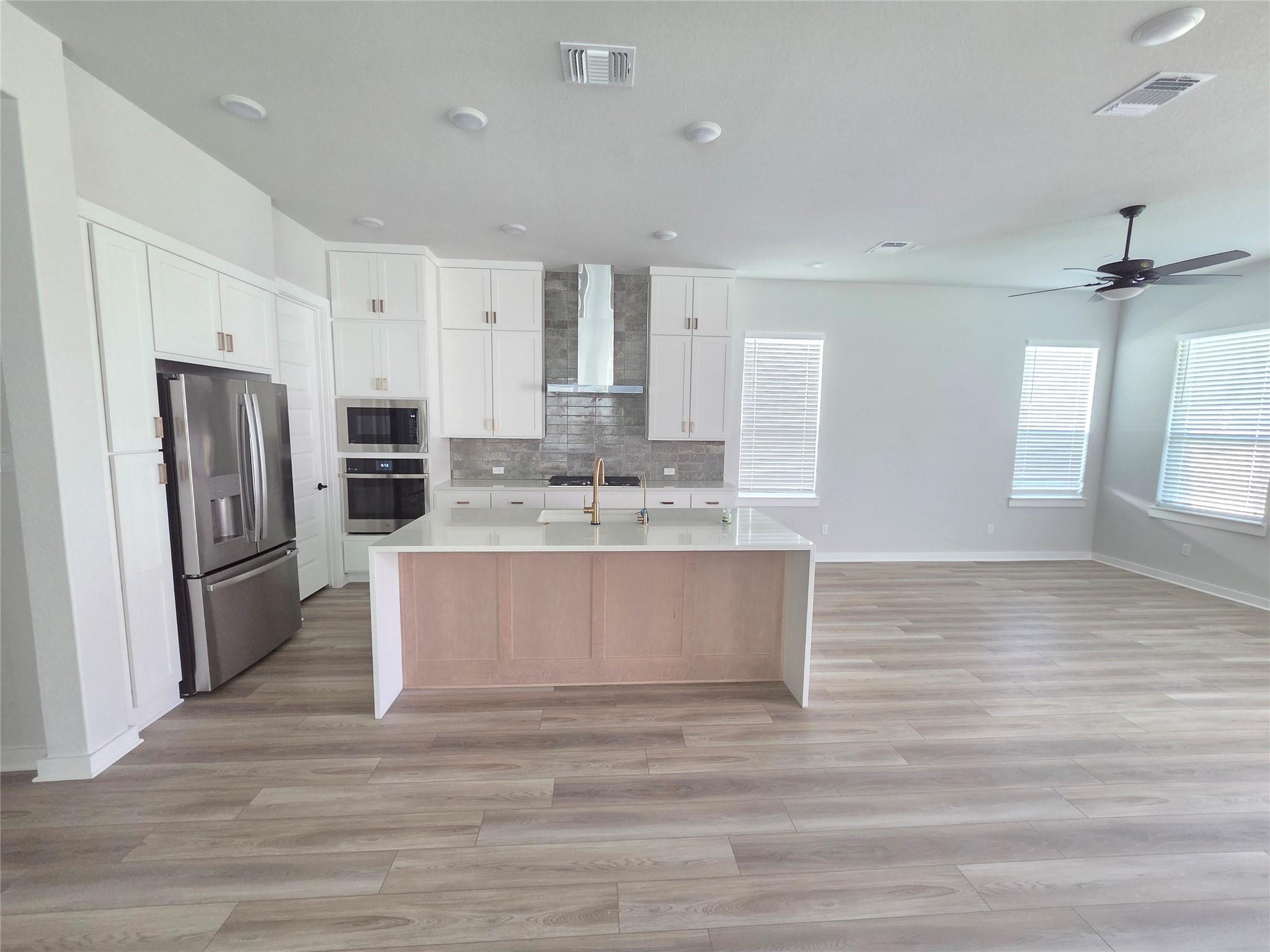 332 Marisol Bnd, Georgetown, TX 78626