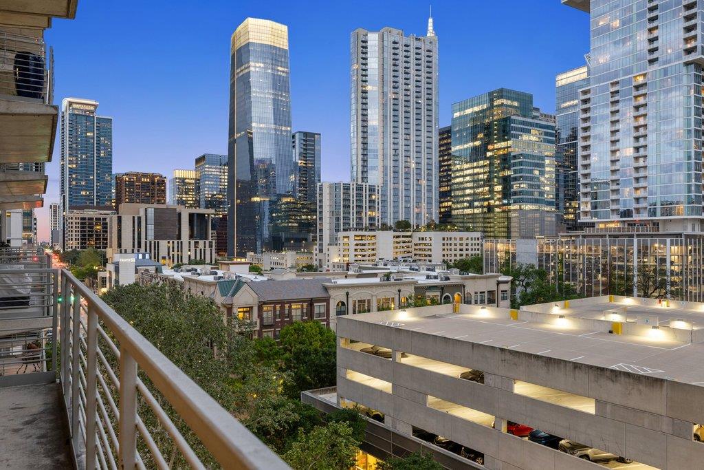 800 W 5th St # 703, Austin, TX 78703