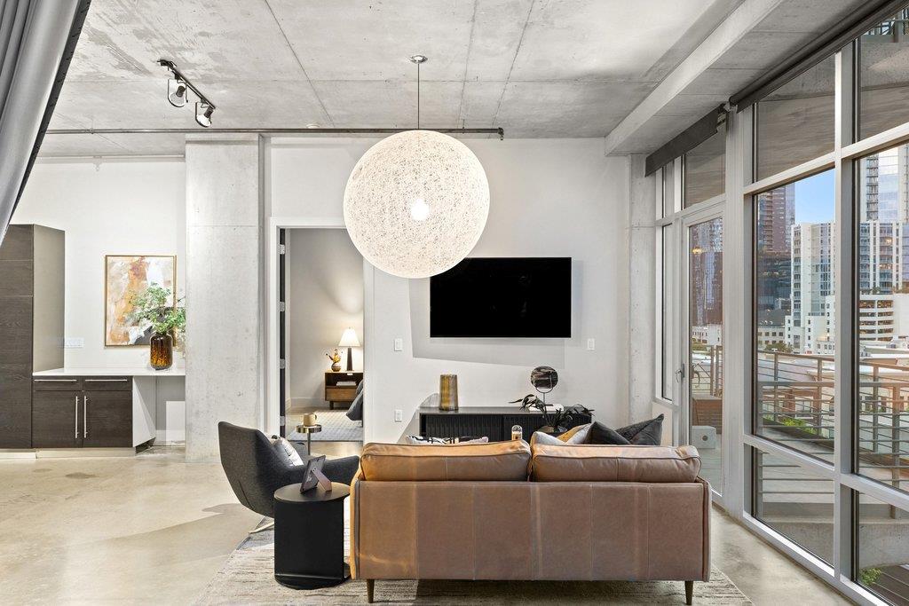 800 W 5th St # 703, Austin, TX 78703