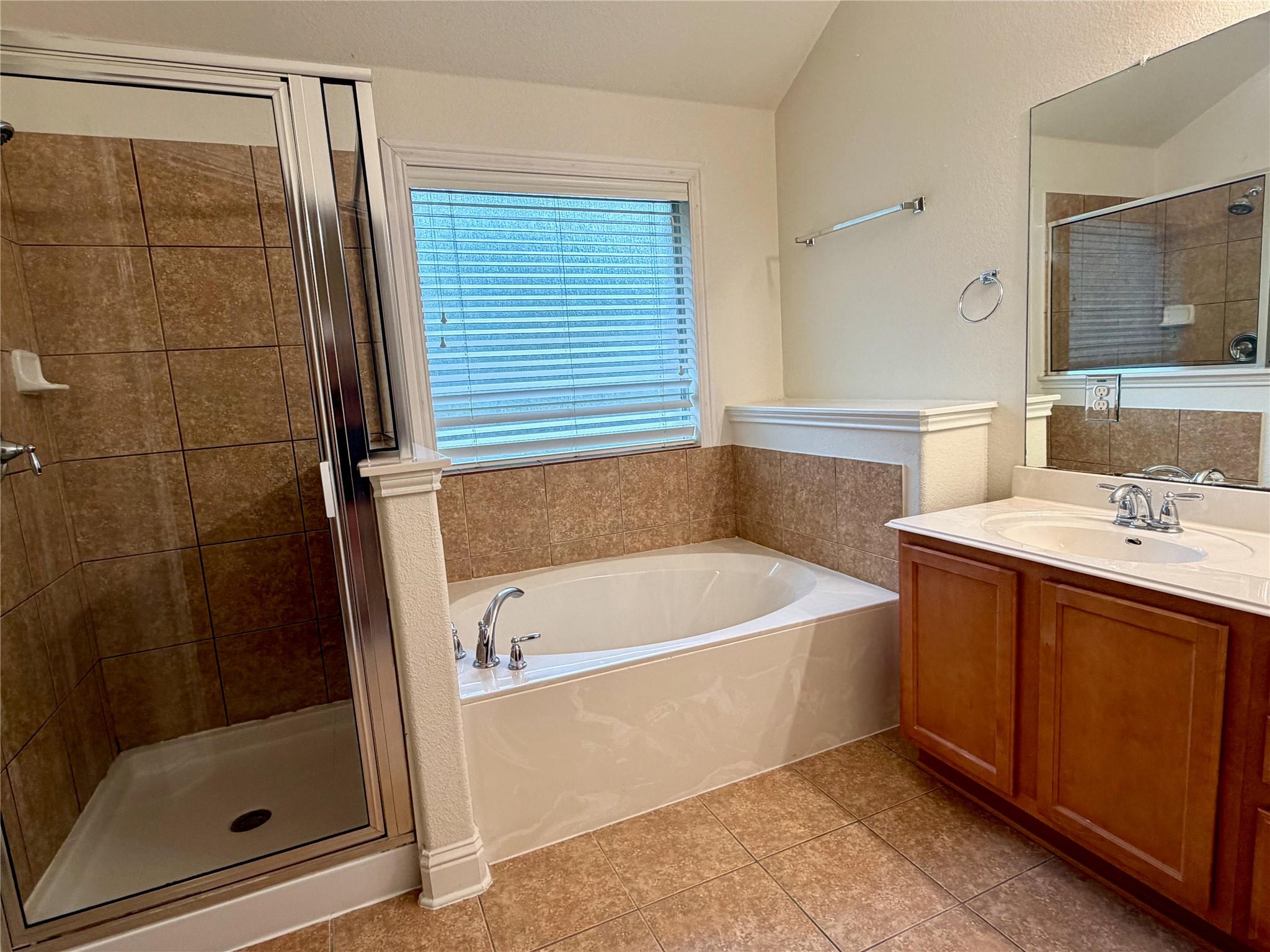 718 Ann Taylor Dr, Austin, TX 78745