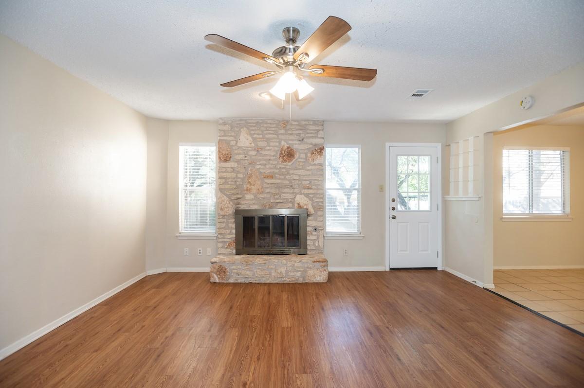 4203 Balboa Ln, Austin, TX 78727