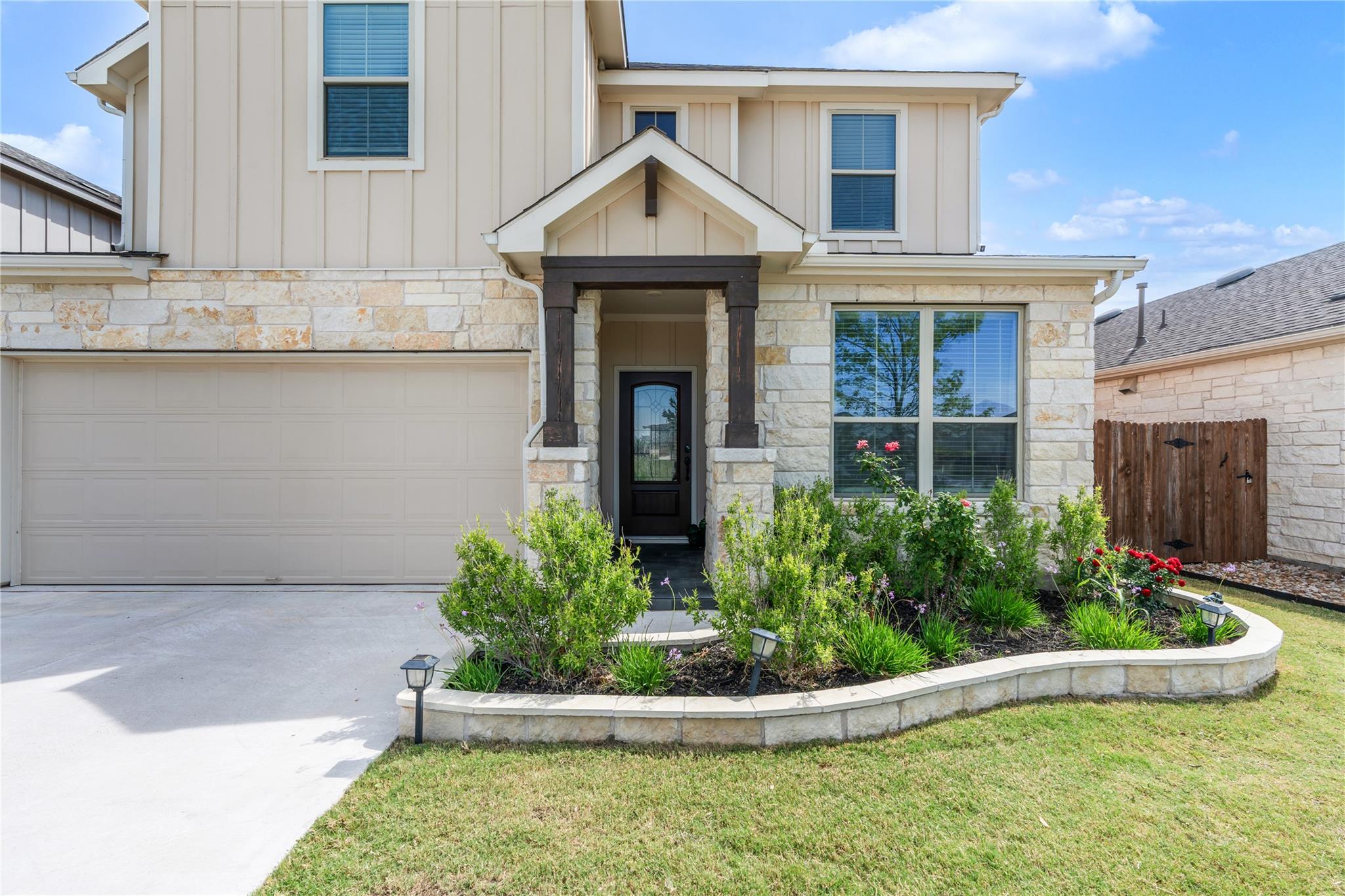 204 Janelle Ln, Liberty Hill, TX 78642