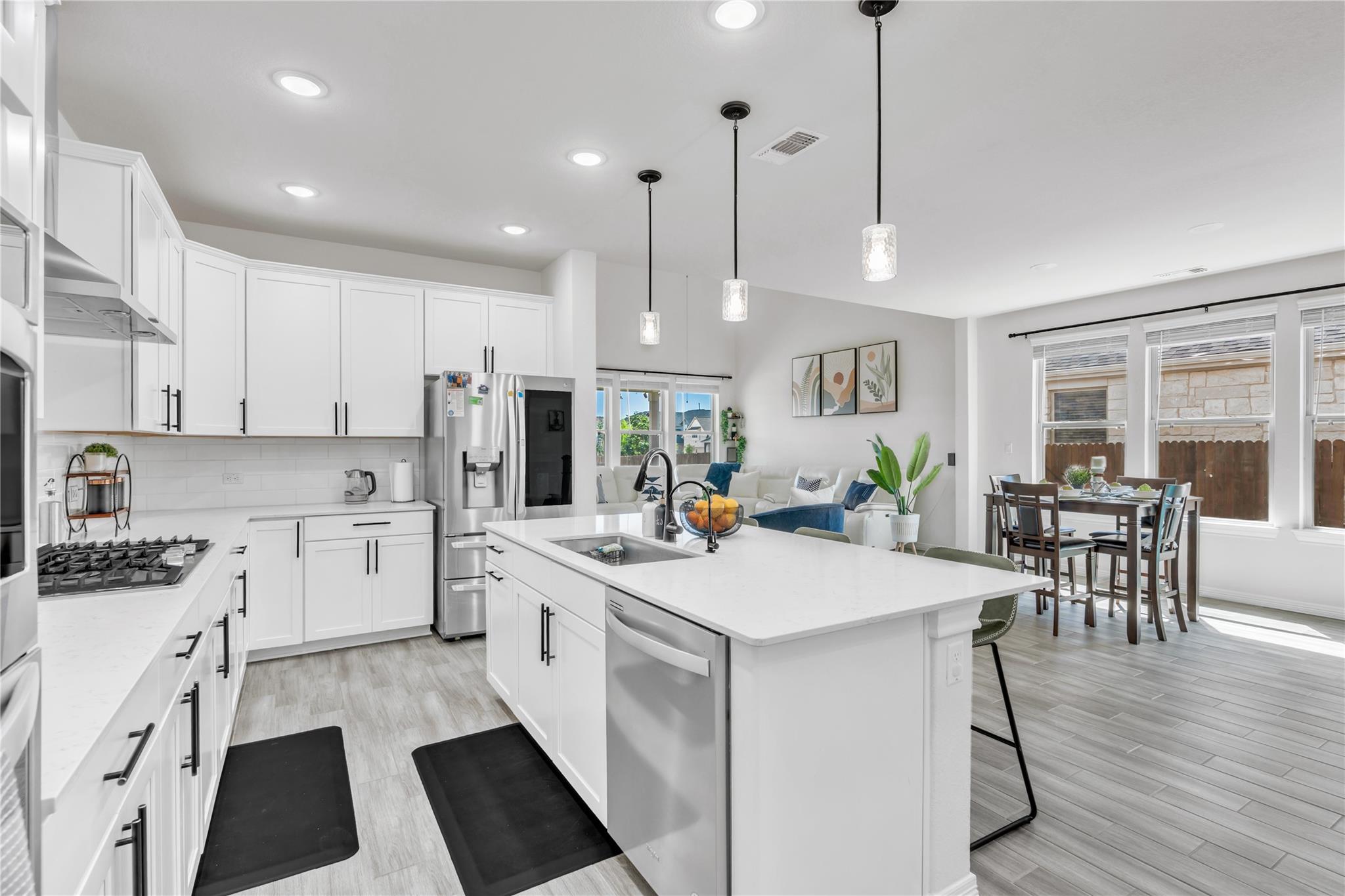 204 Janelle Ln, Liberty Hill, TX 78642