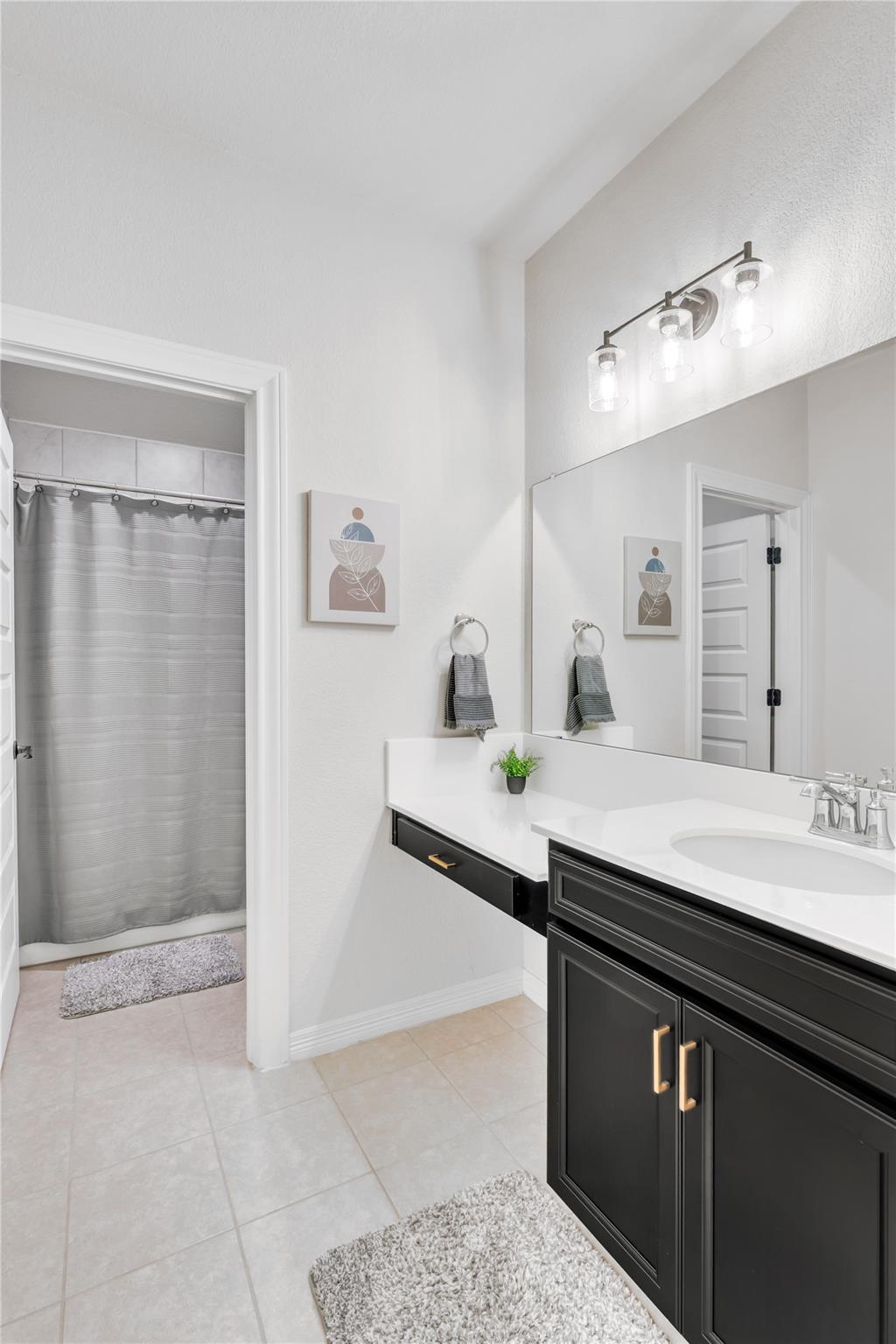 204 Janelle Ln, Liberty Hill, TX 78642