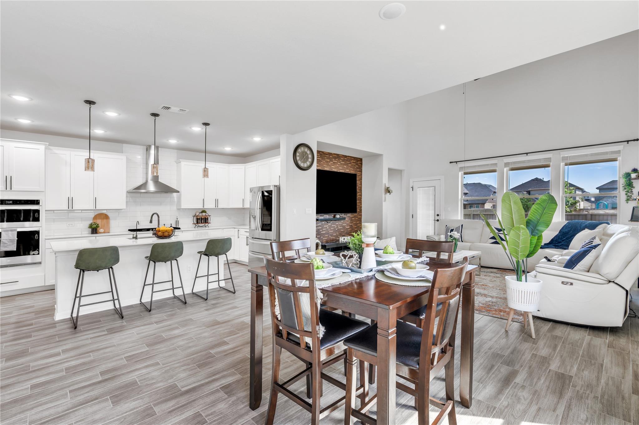 204 Janelle Ln, Liberty Hill, TX 78642