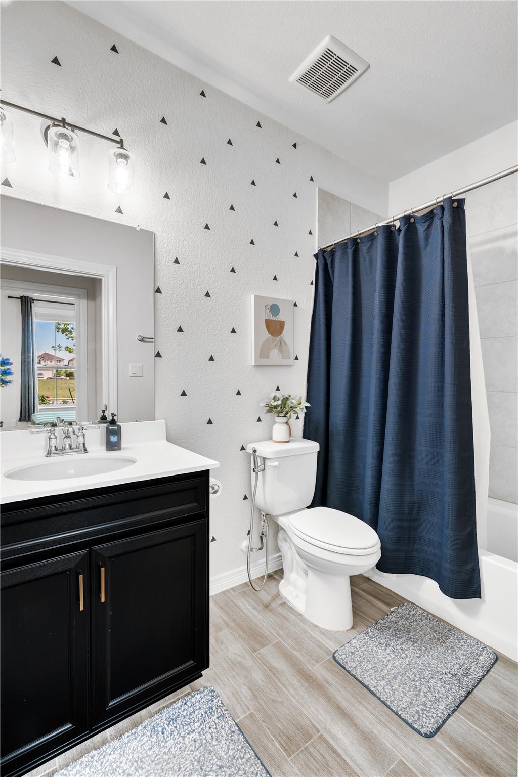 204 Janelle Ln, Liberty Hill, TX 78642