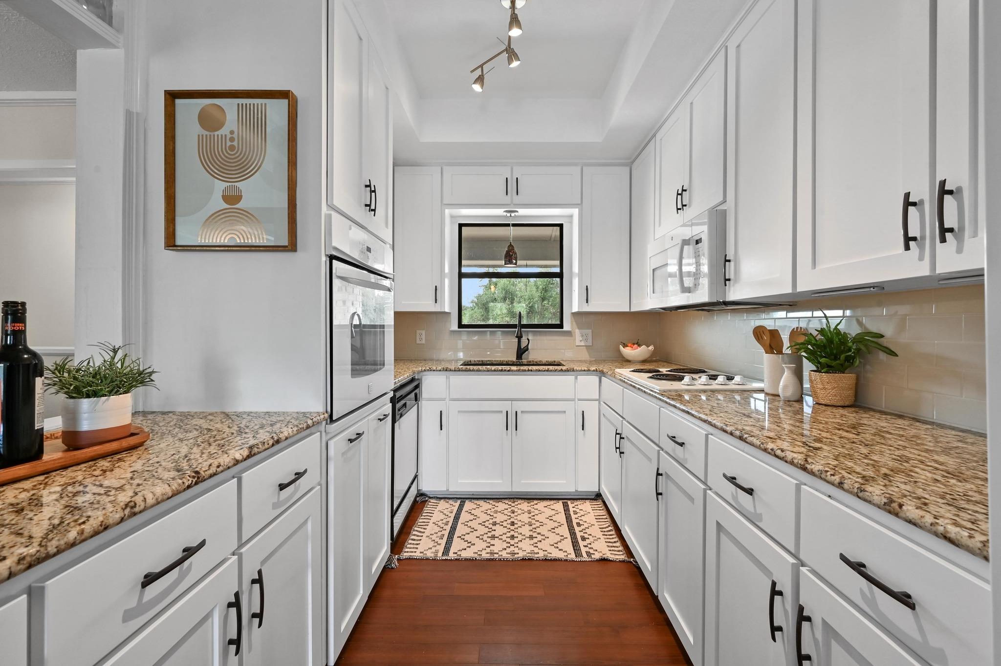 2018 Chaparral Park Rd, Manchaca, TX 78652