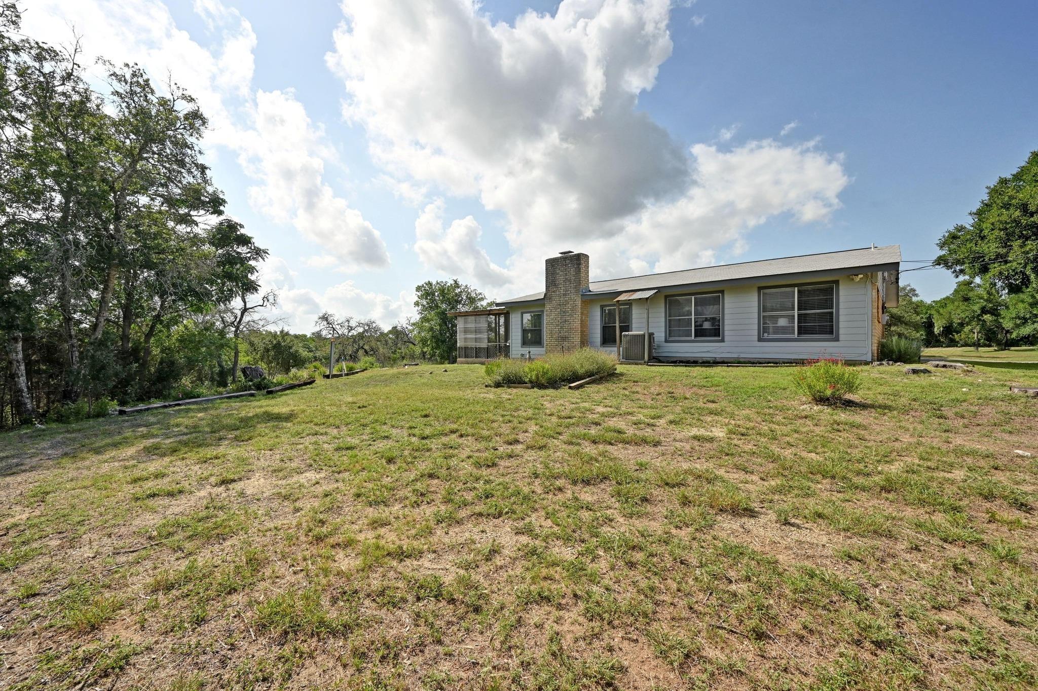 2018 Chaparral Park Rd, Manchaca, TX 78652