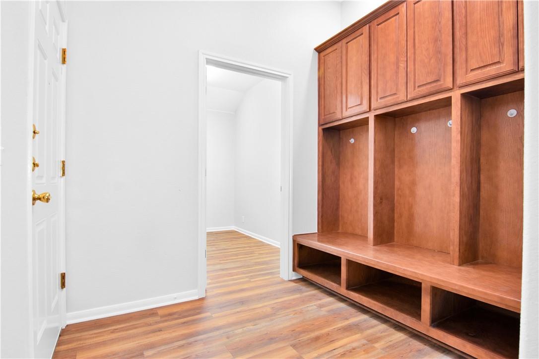 5813 York Bridge Cir, Austin, TX 78749
