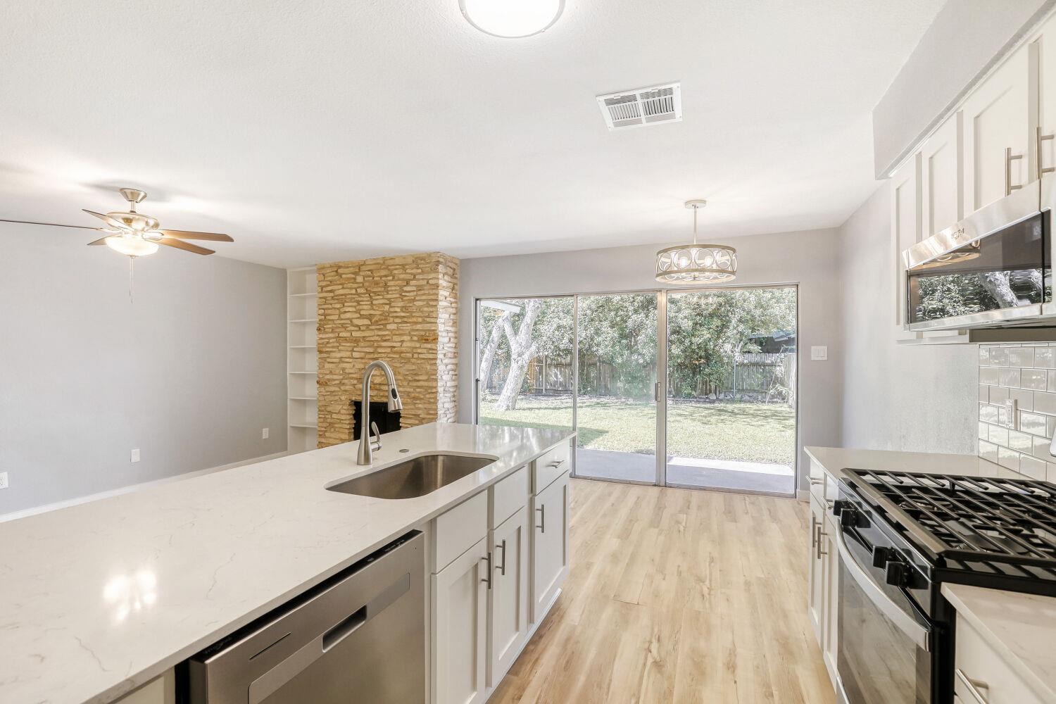 12306 Double Tree Ln, Austin, TX 78750