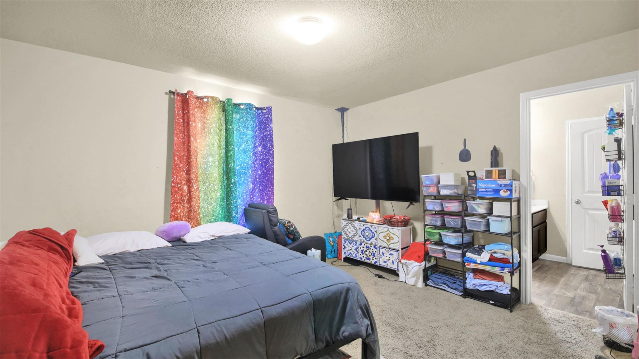 141 Hess Dr, Kyle, TX 78640