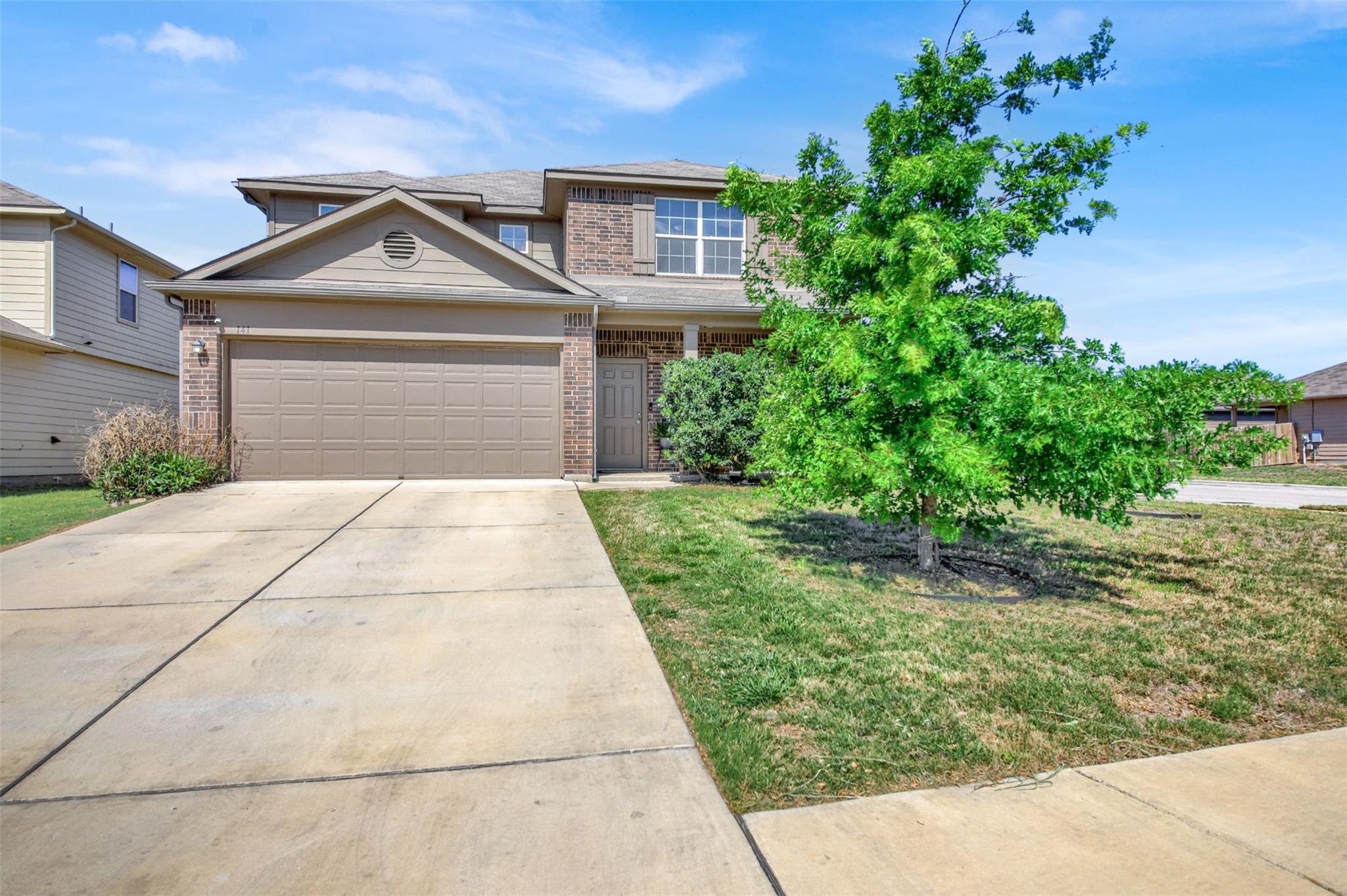 141 Hess Dr, Kyle, TX 78640