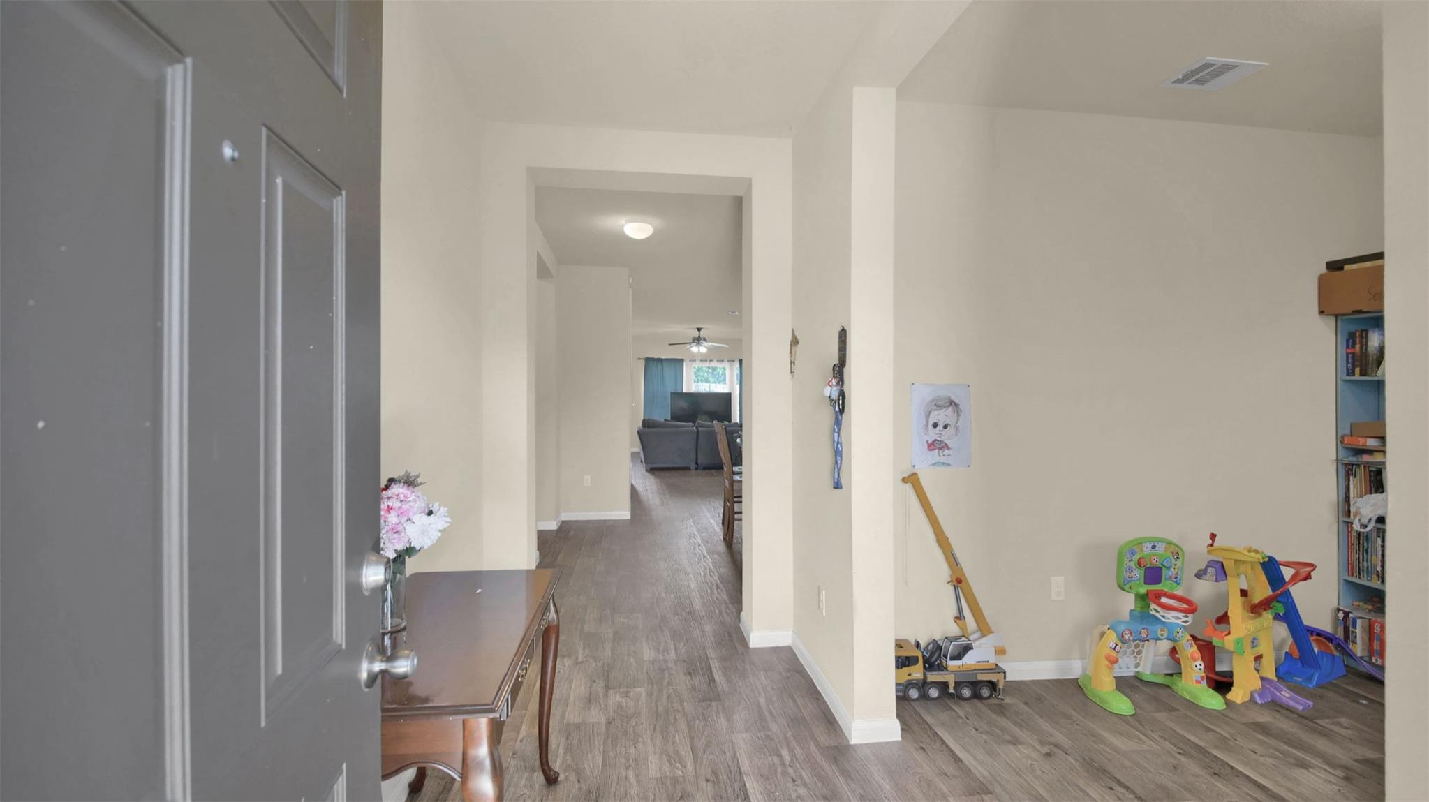 141 Hess Dr, Kyle, TX 78640