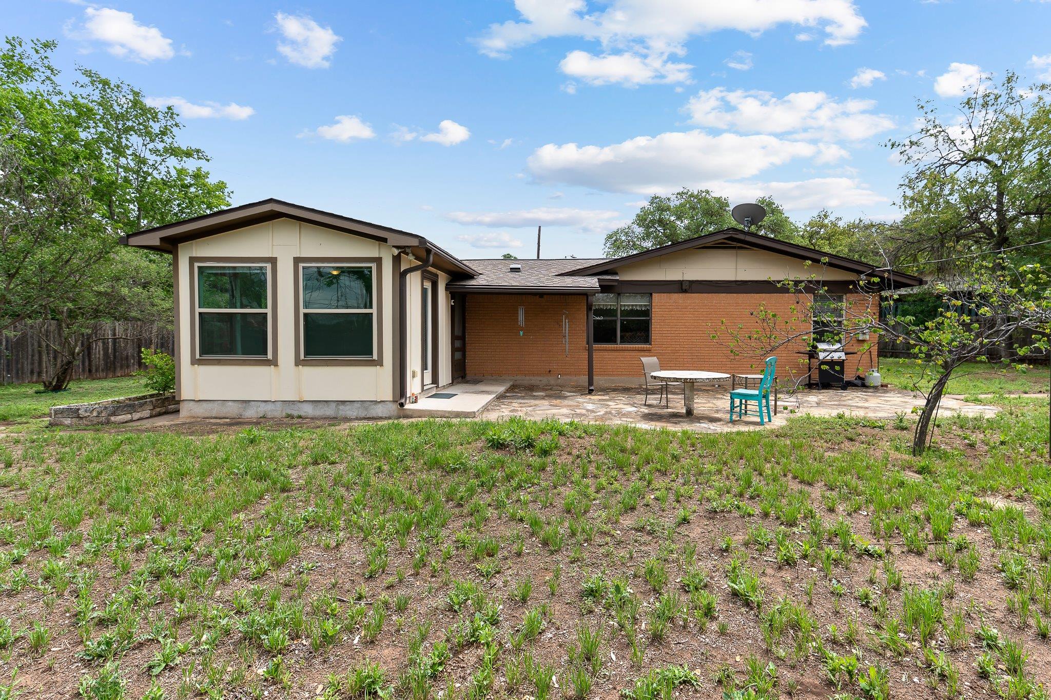 5600 Libyan Cir, Austin, TX 78745