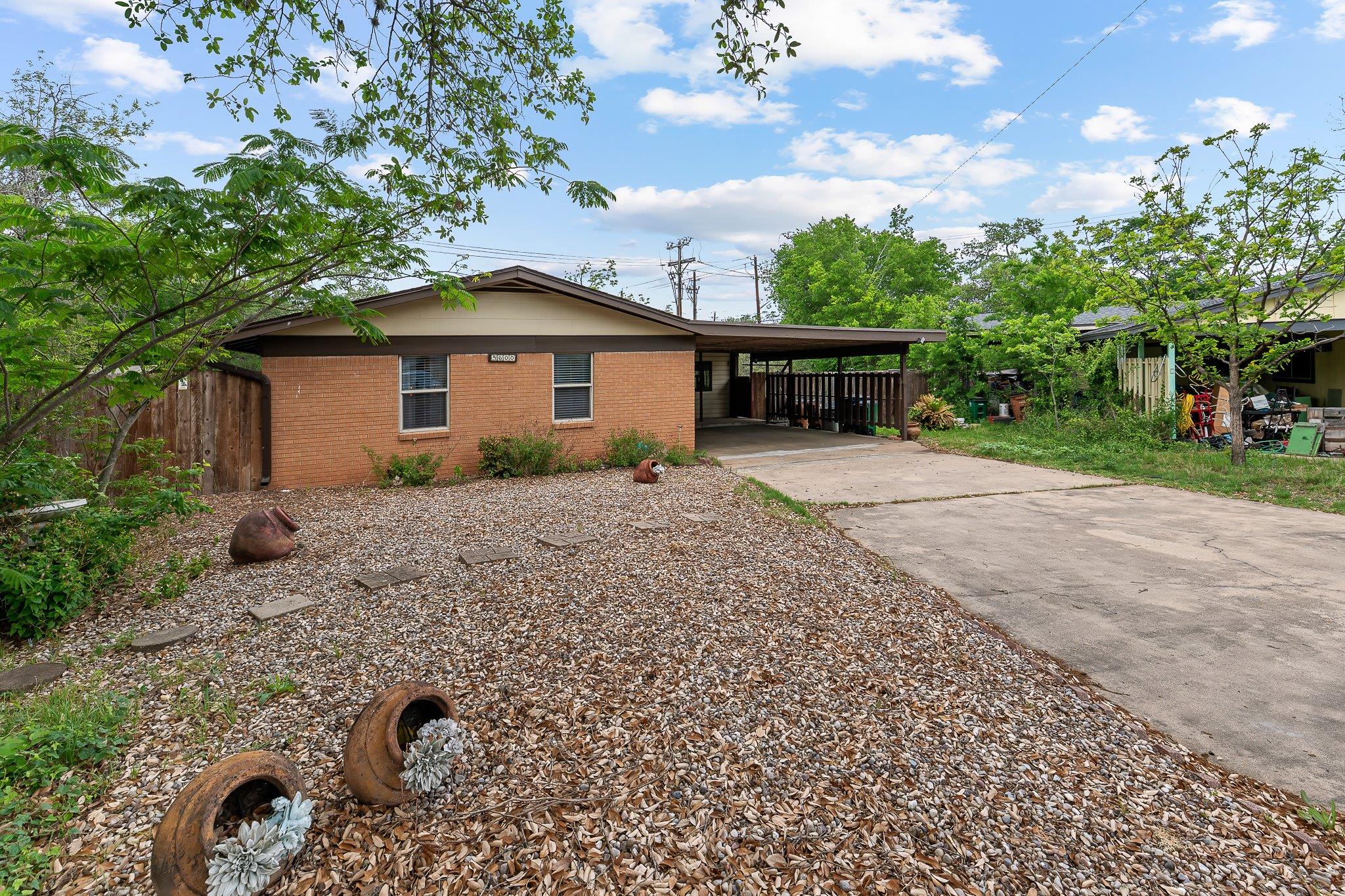 5600 Libyan Cir, Austin, TX 78745