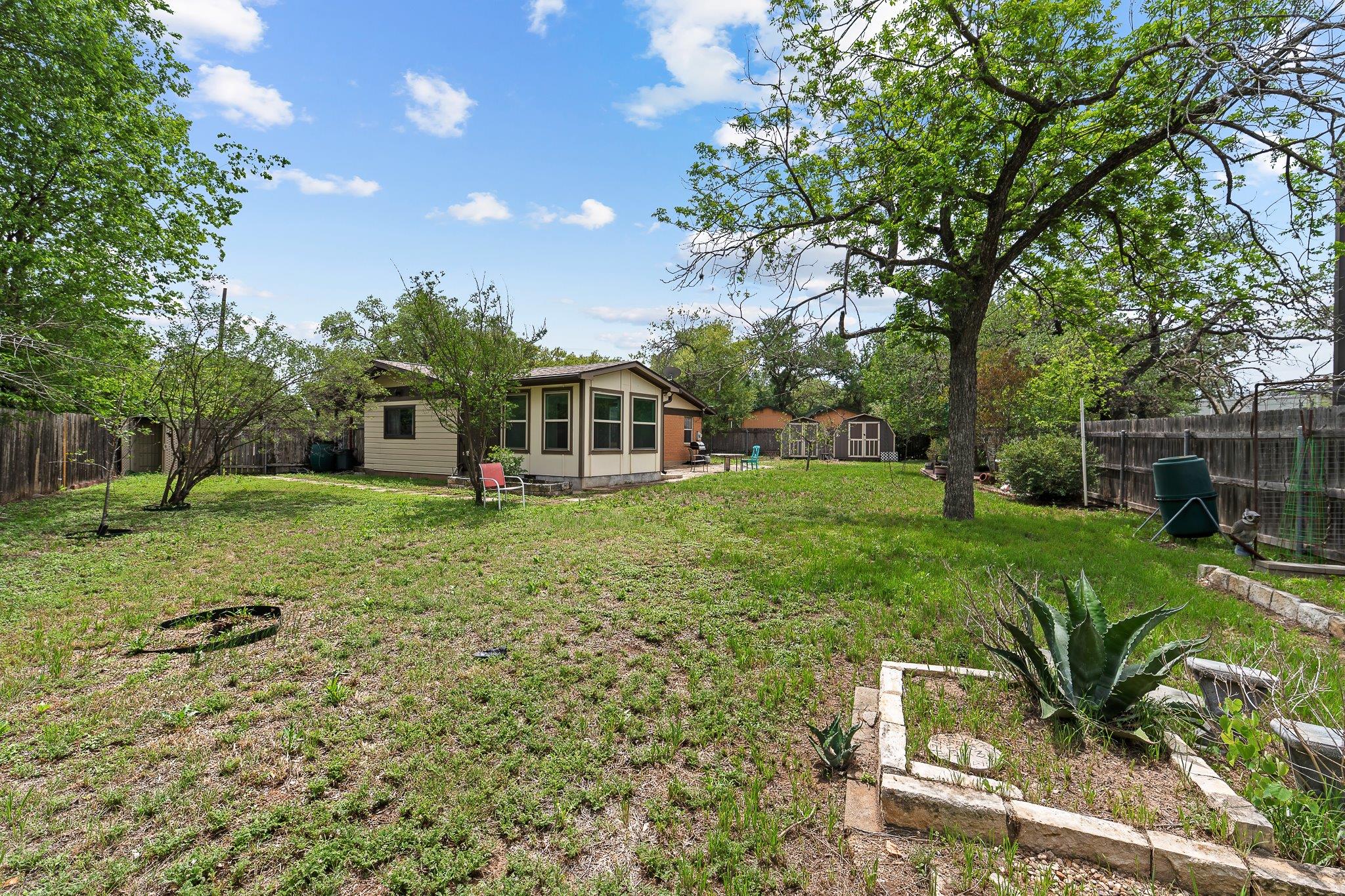 5600 Libyan Cir, Austin, TX 78745