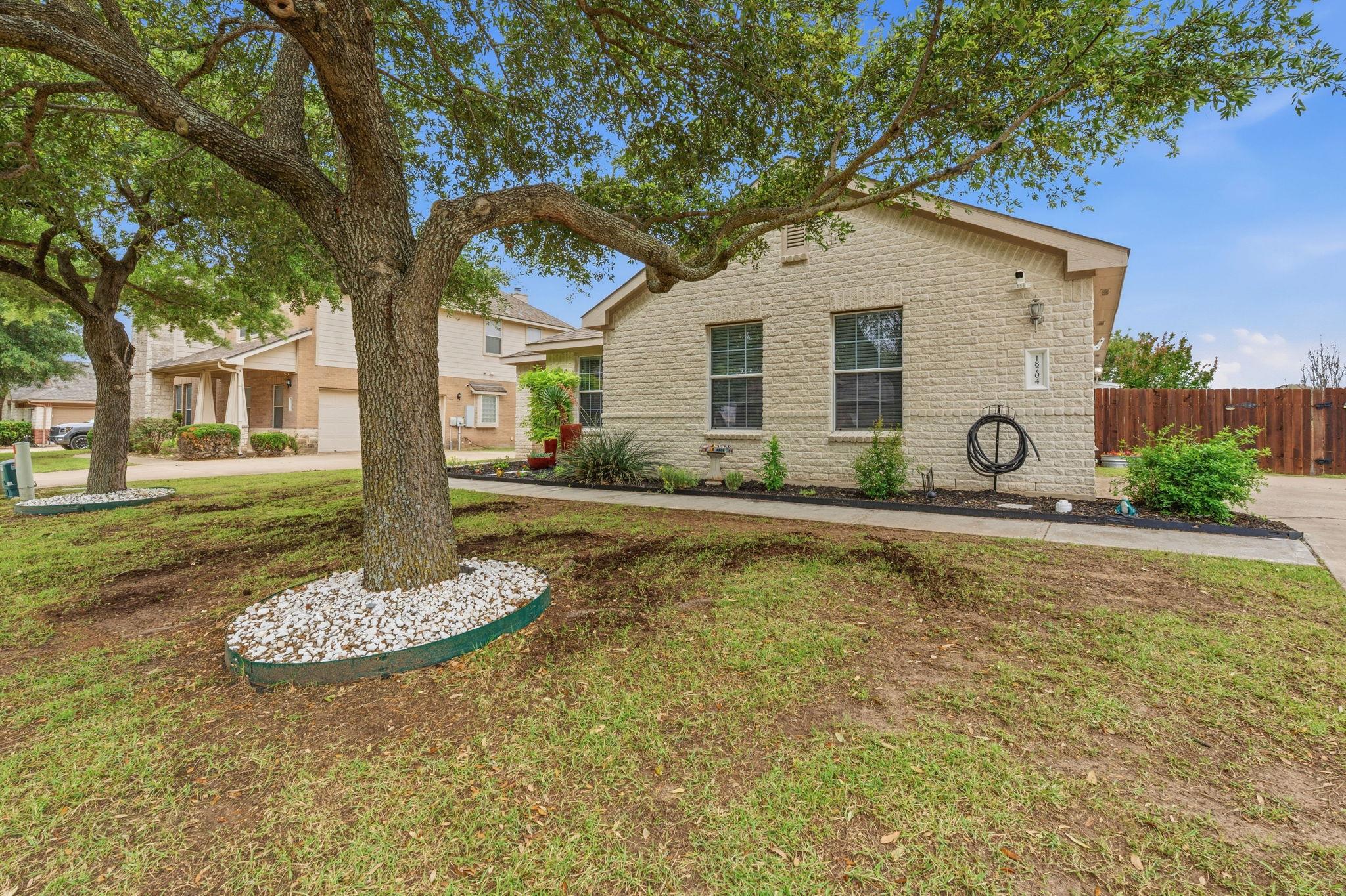 18704 Jana Patrice Dr, Pflugerville, TX 78660