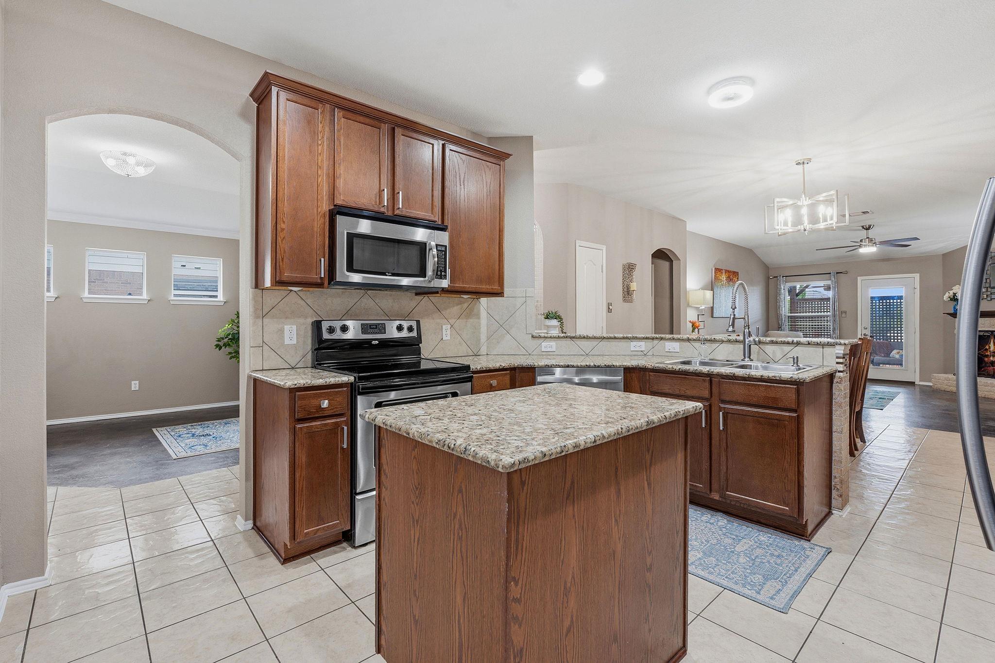 18704 Jana Patrice Dr, Pflugerville, TX 78660