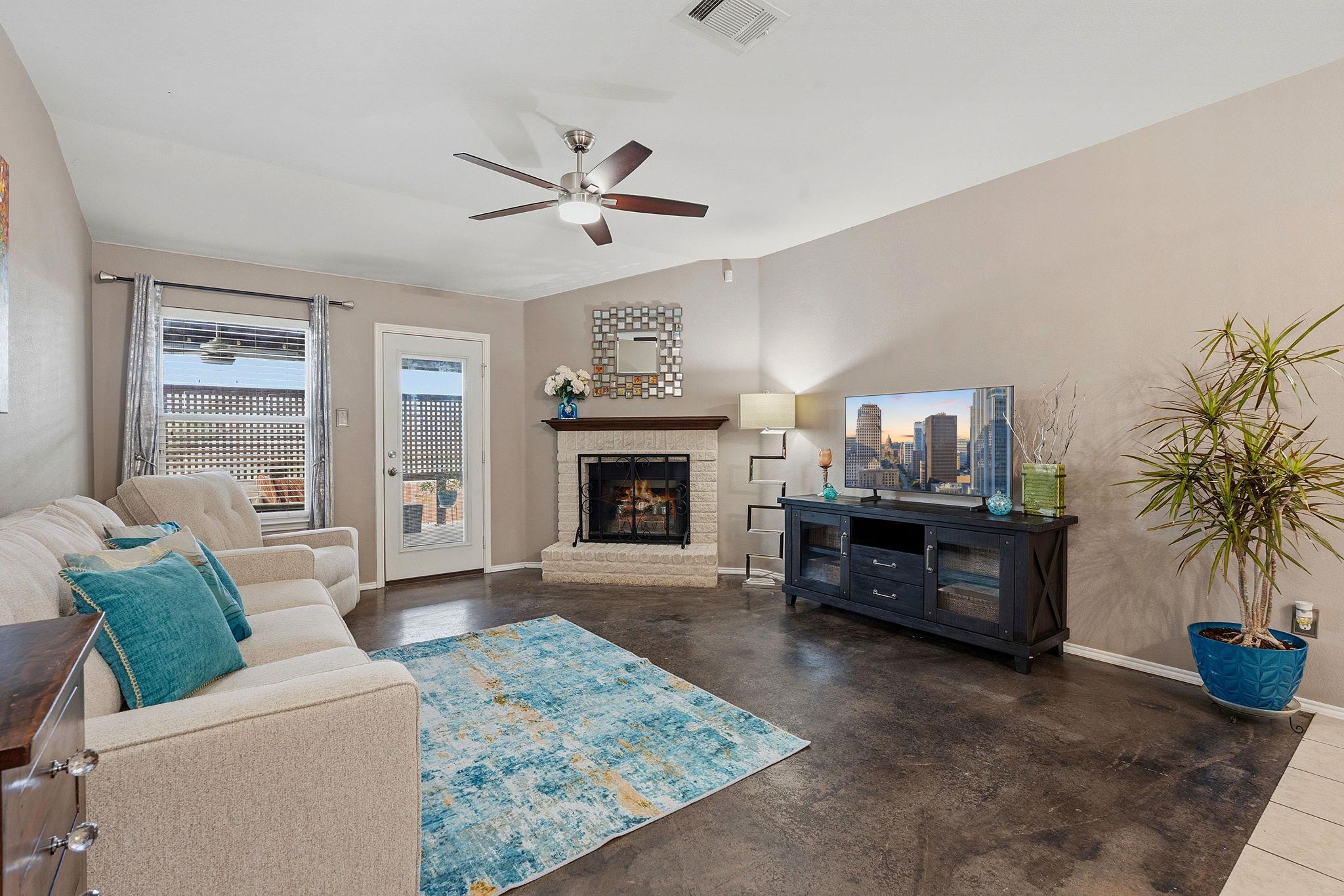 18704 Jana Patrice Dr, Pflugerville, TX 78660