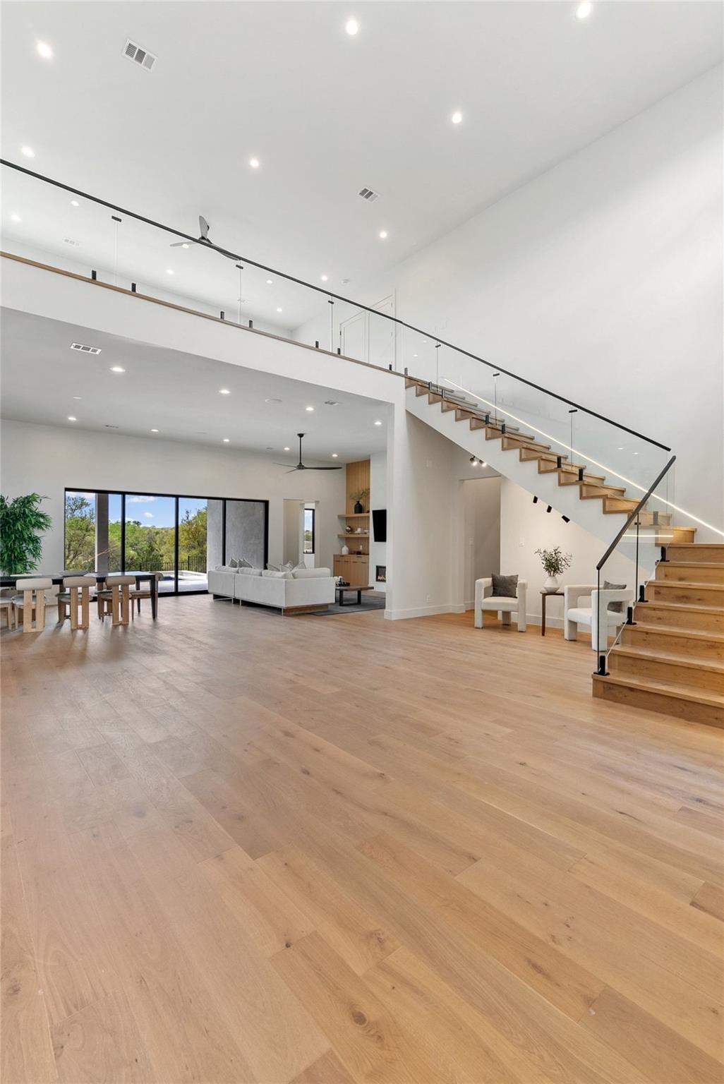 205 Waters View Ct, Dripping Springs, TX 78620