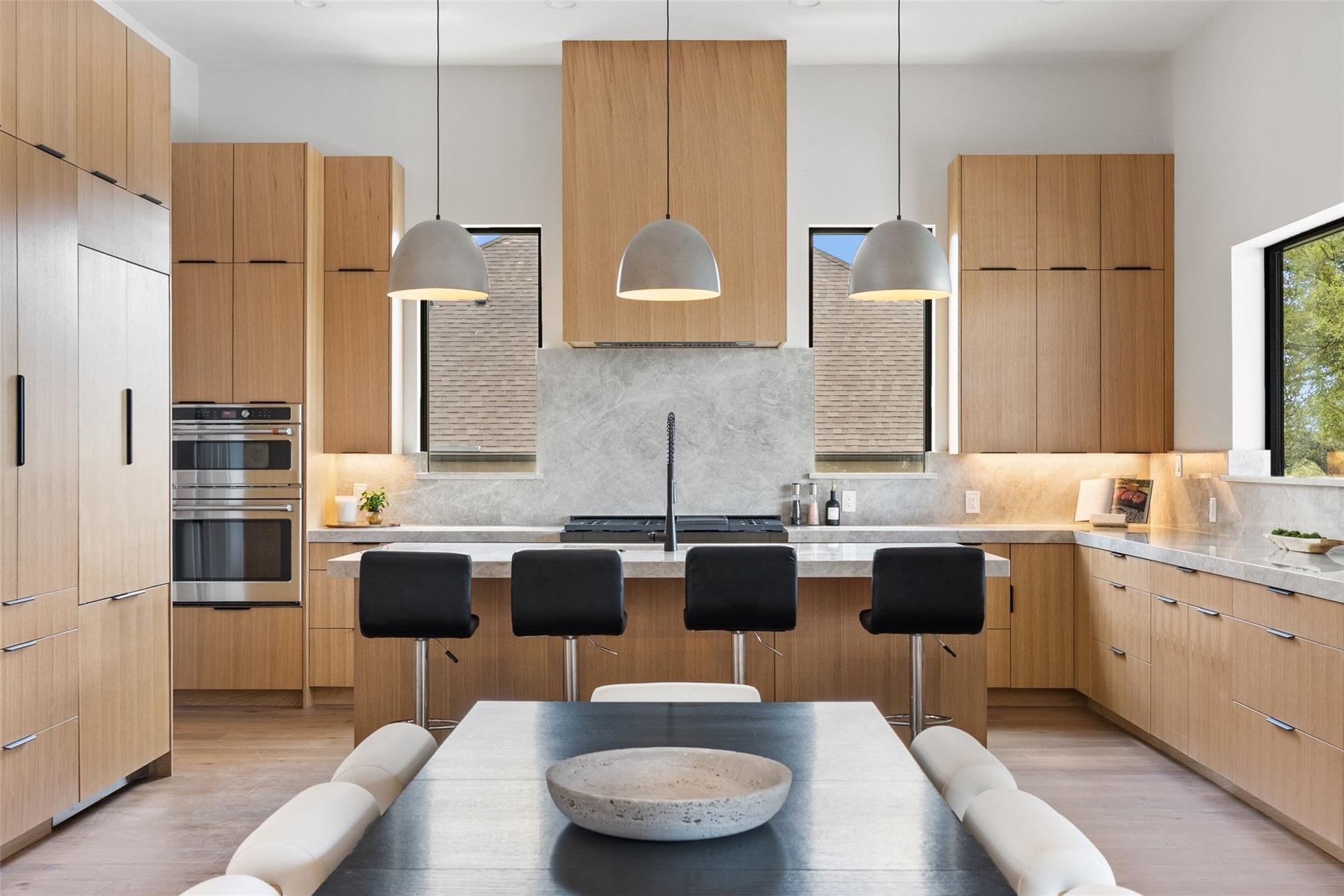 205 Waters View Ct, Dripping Springs, TX 78620