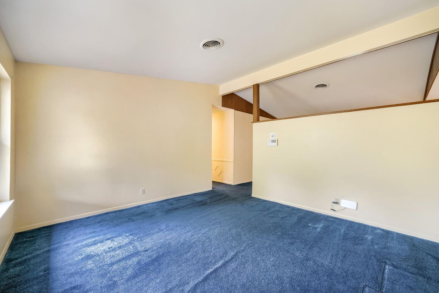 1909 Burbank St, Austin, TX 78757