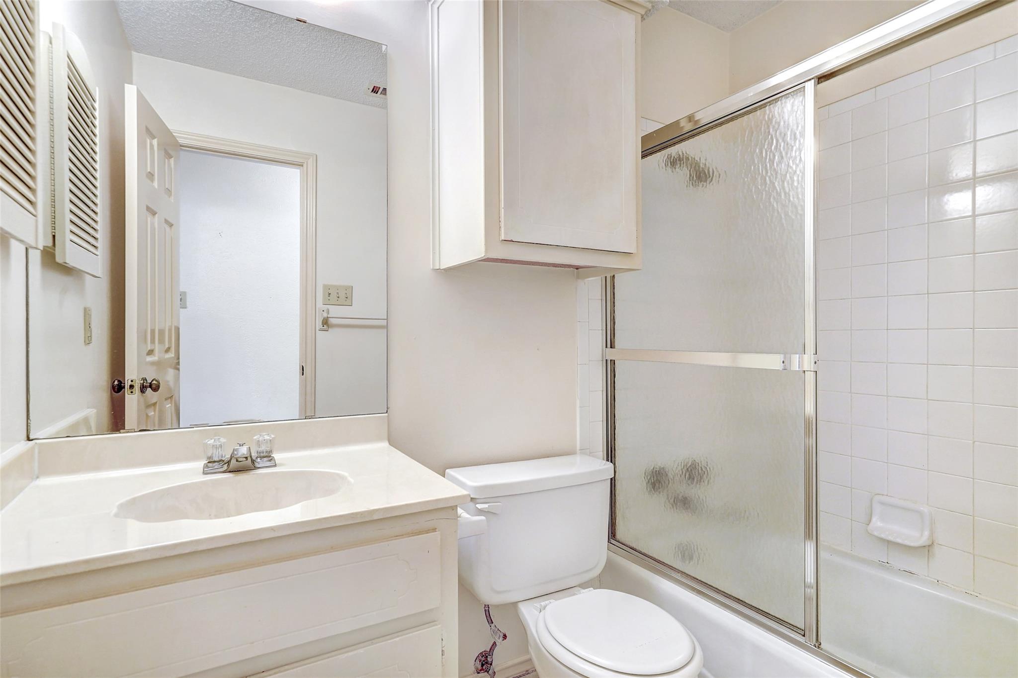 8704 Clearbrook Trl # A, Austin, TX 78729