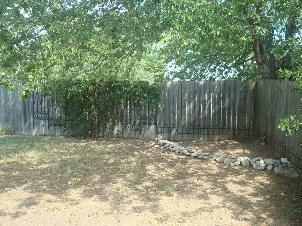 8704 Clearbrook Trl # A, Austin, TX 78729