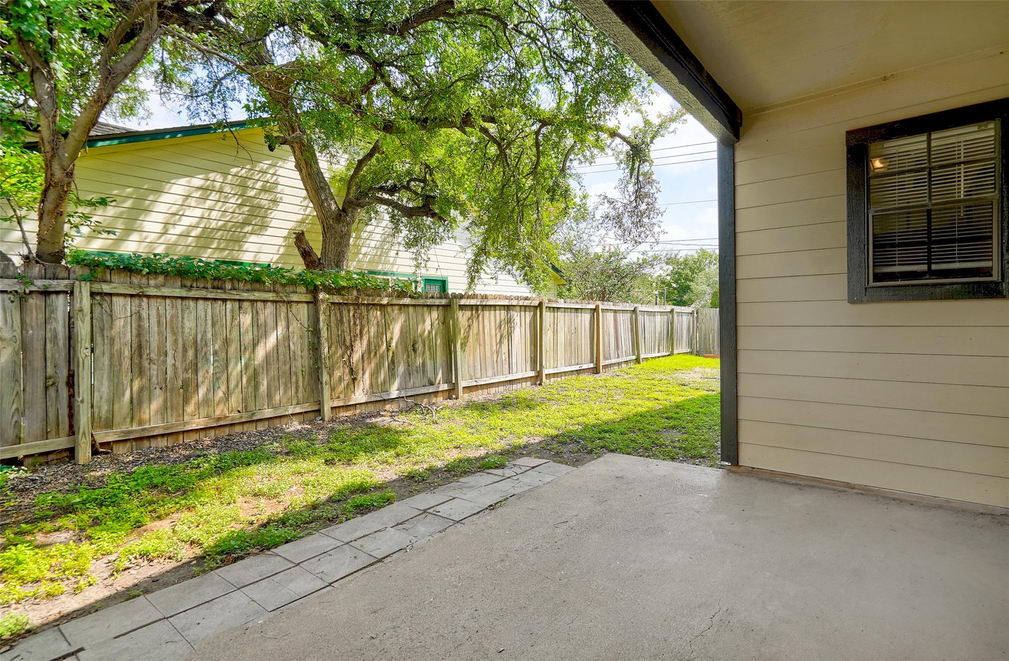 8704 Clearbrook Trl # A, Austin, TX 78729