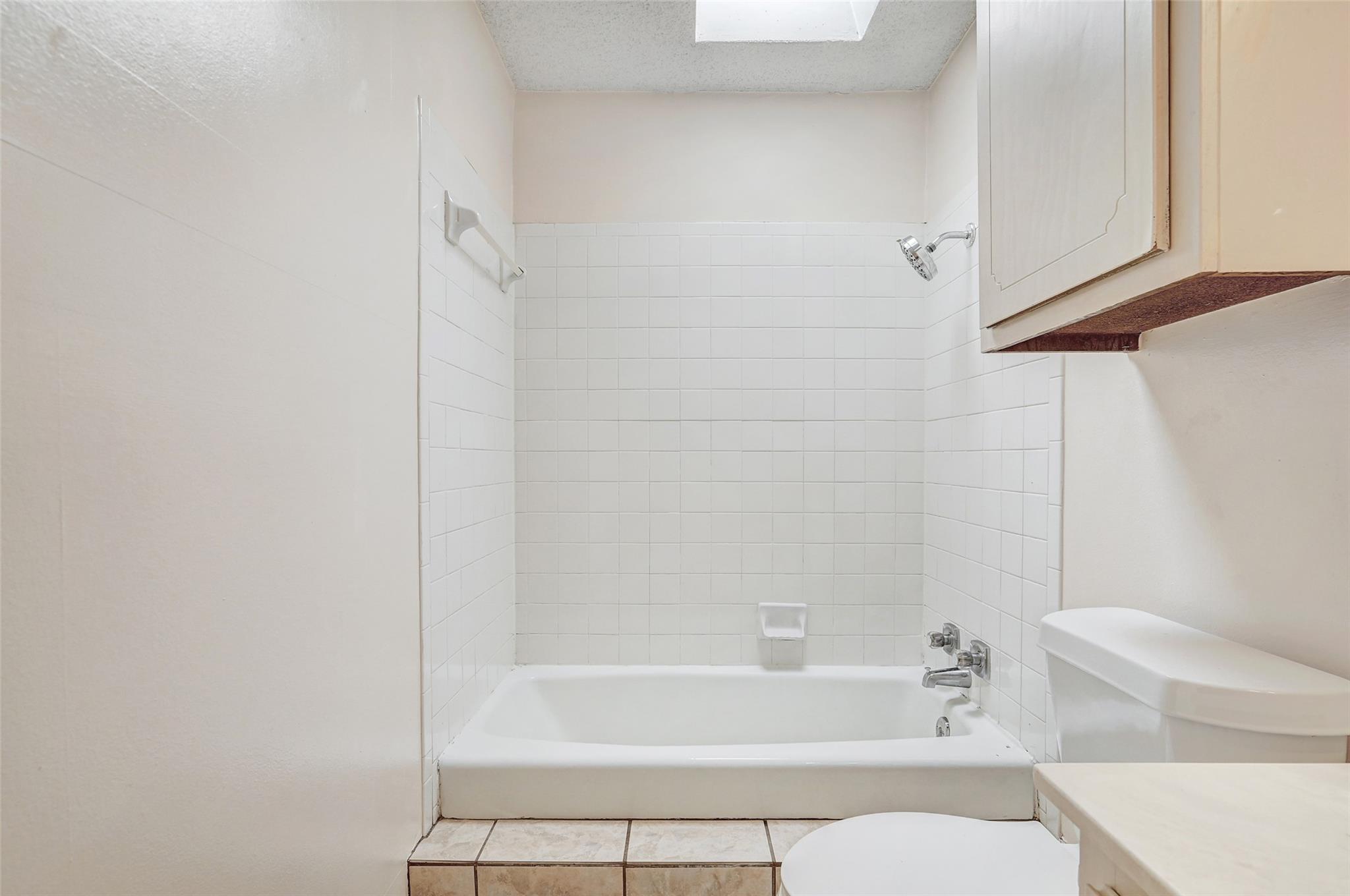8704 Clearbrook Trl # A, Austin, TX 78729