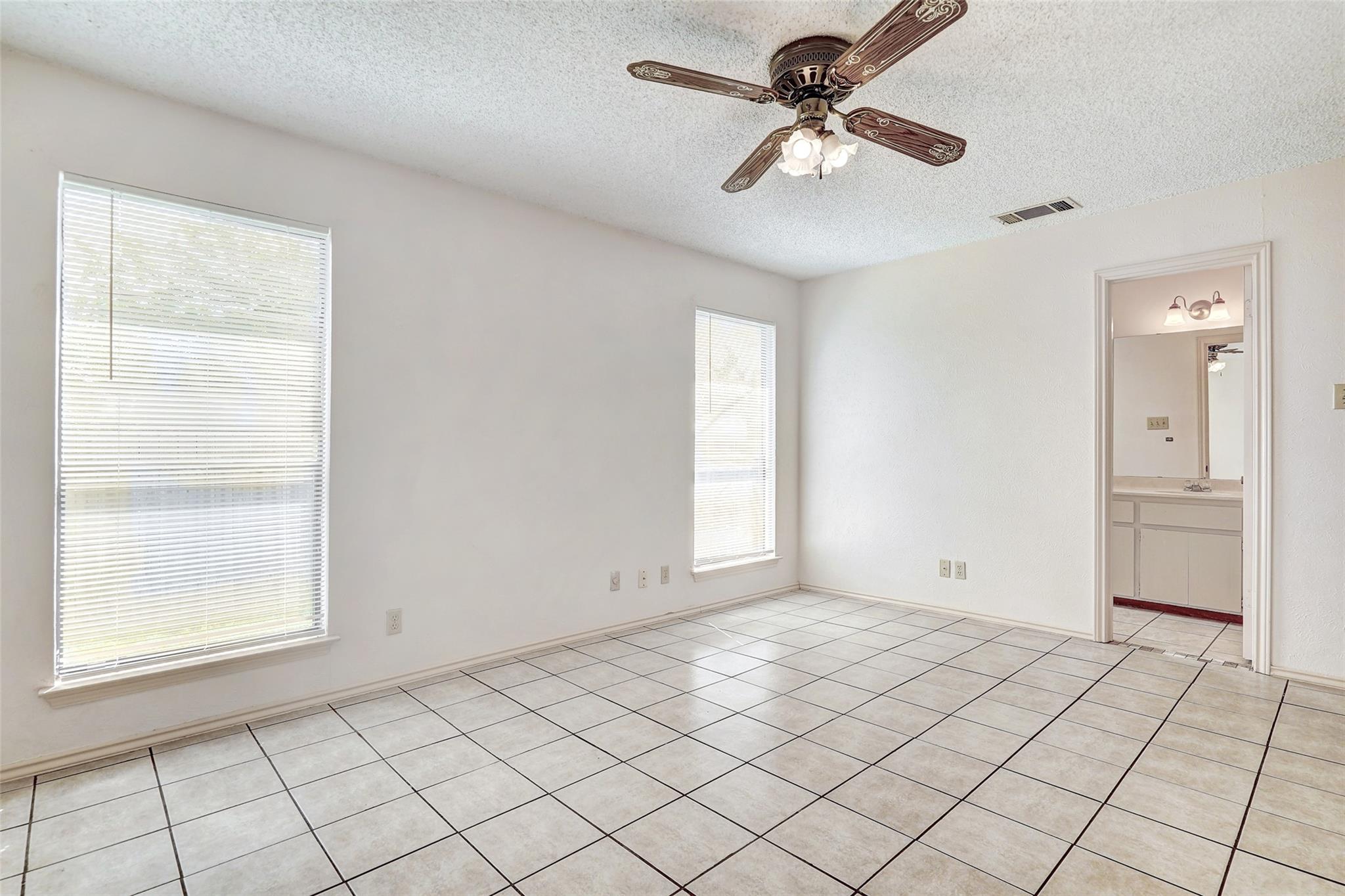 8704 Clearbrook Trl # A, Austin, TX 78729