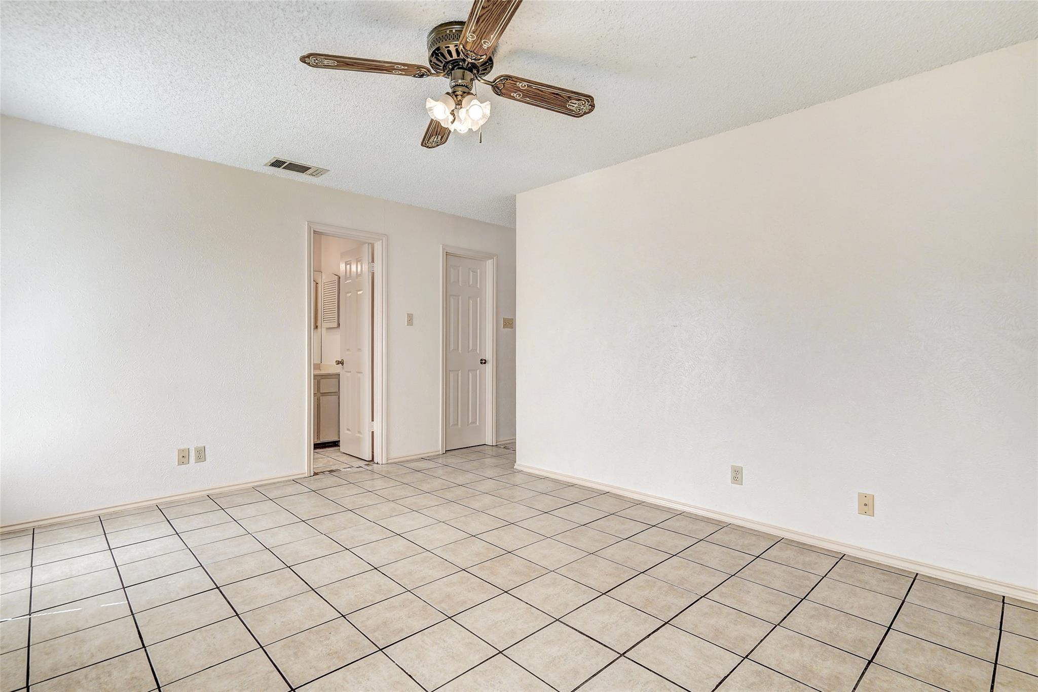 8704 Clearbrook Trl # A, Austin, TX 78729