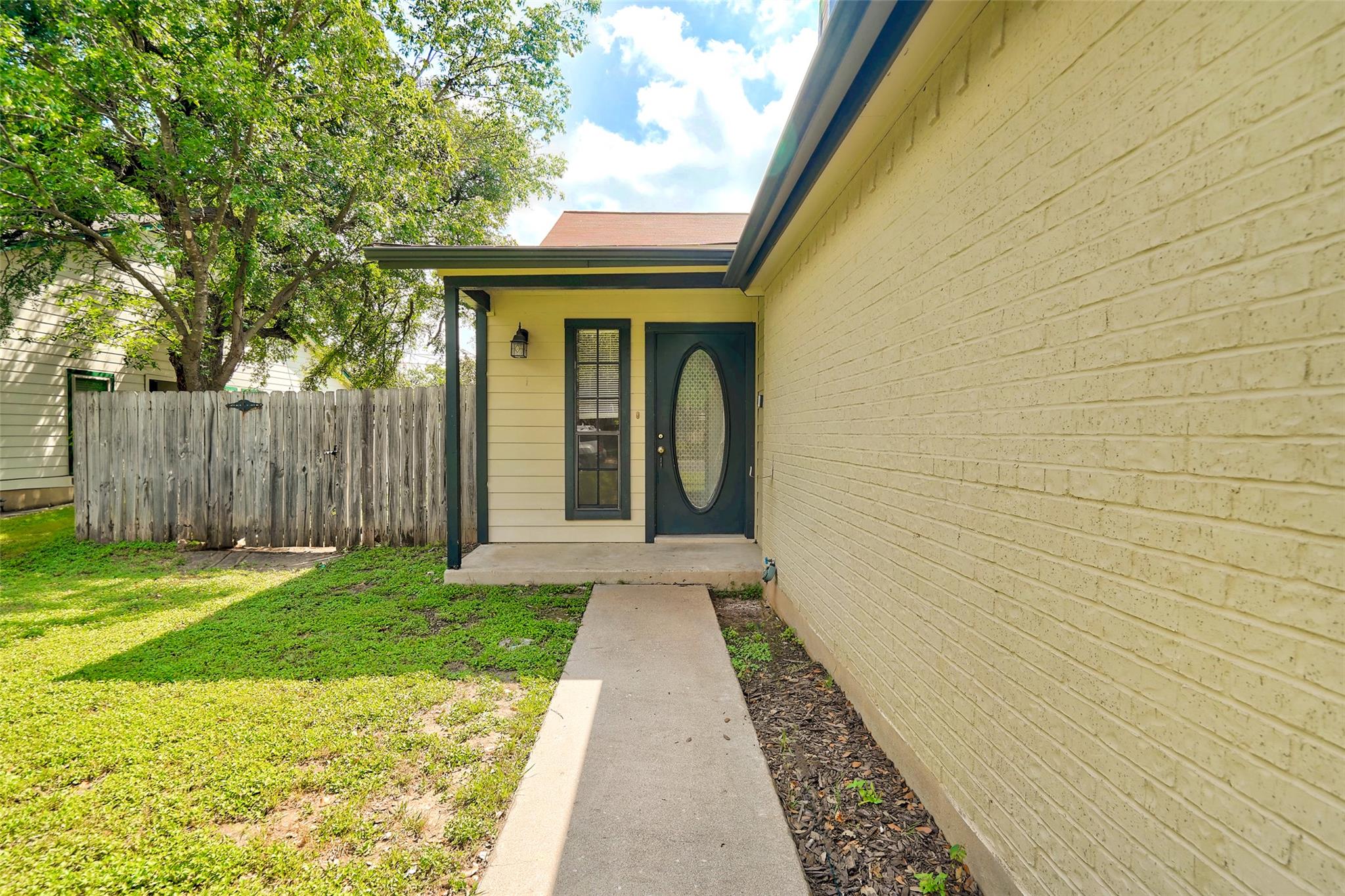 8704 Clearbrook Trl # A, Austin, TX 78729