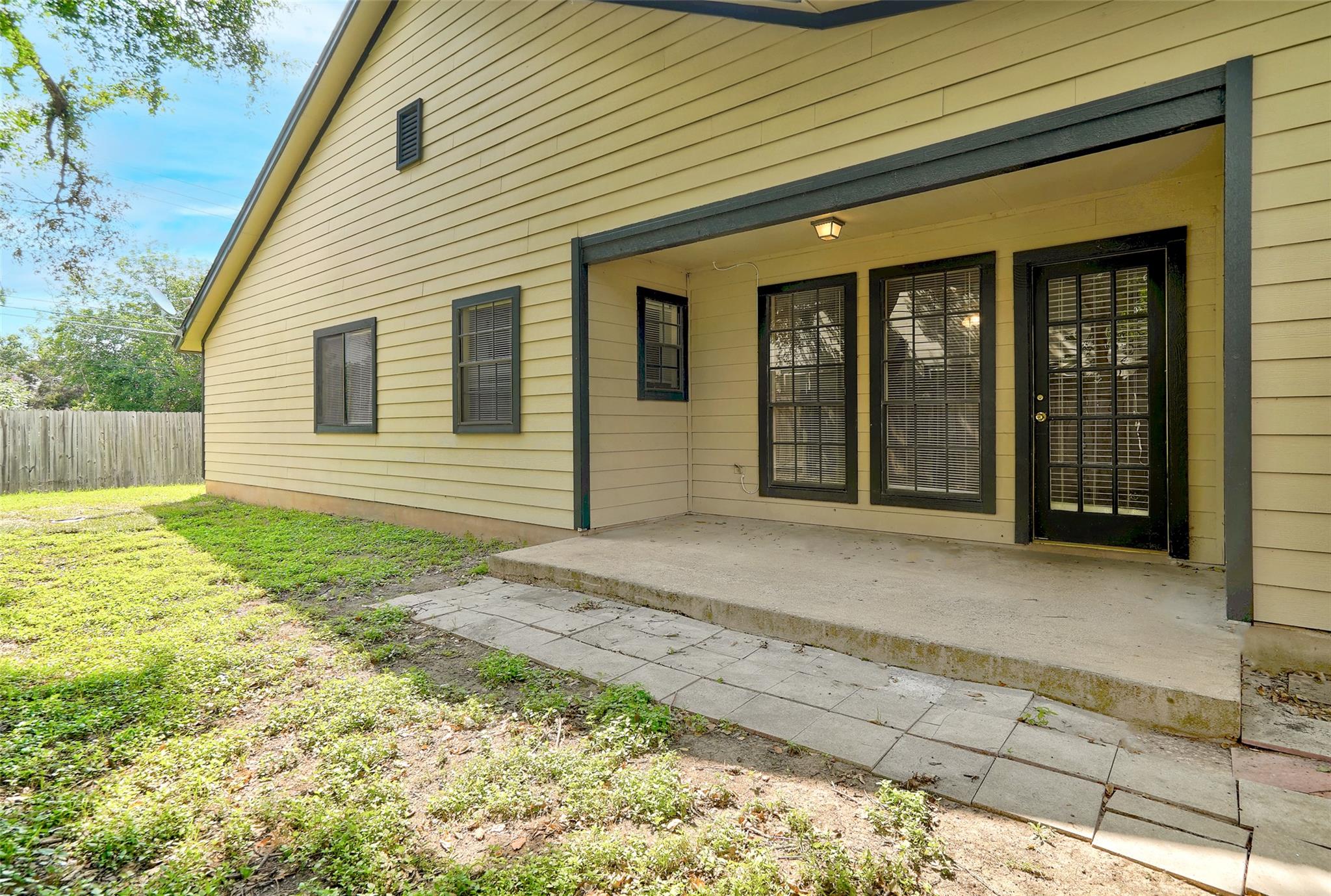 8704 Clearbrook Trl # A, Austin, TX 78729