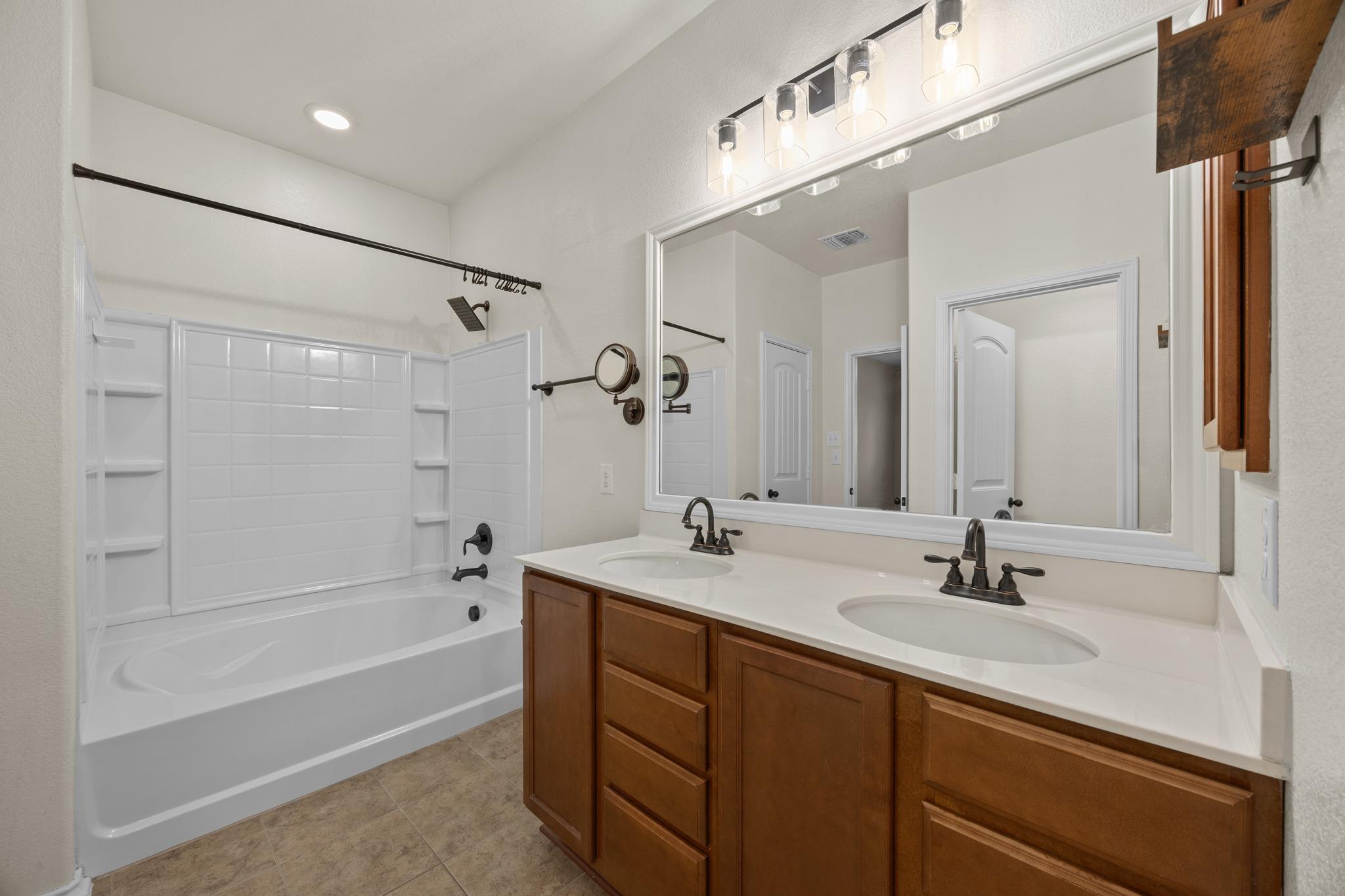 1125 Yellow Iris Rd, Leander, TX 78641