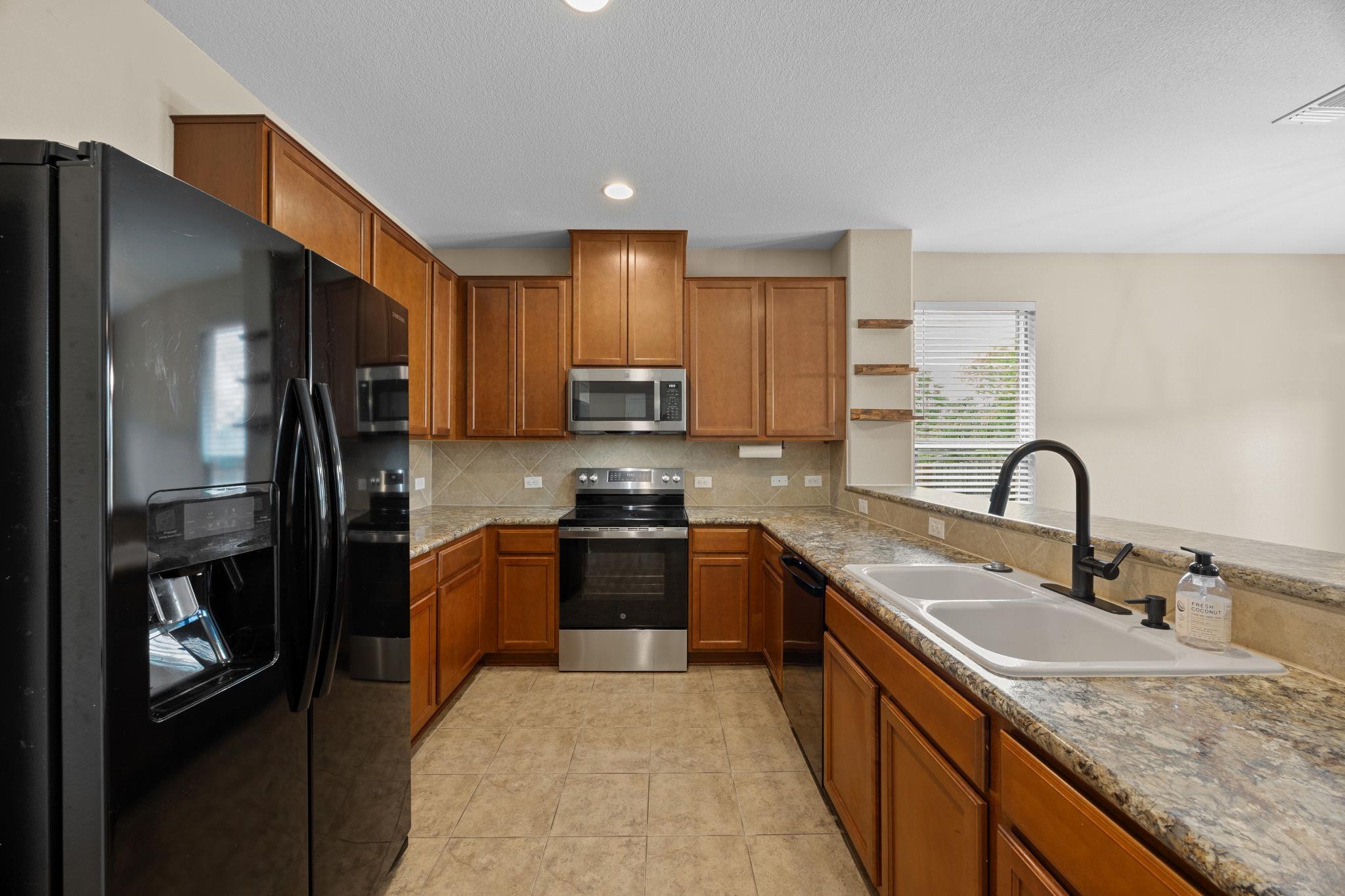 1125 Yellow Iris Rd, Leander, TX 78641