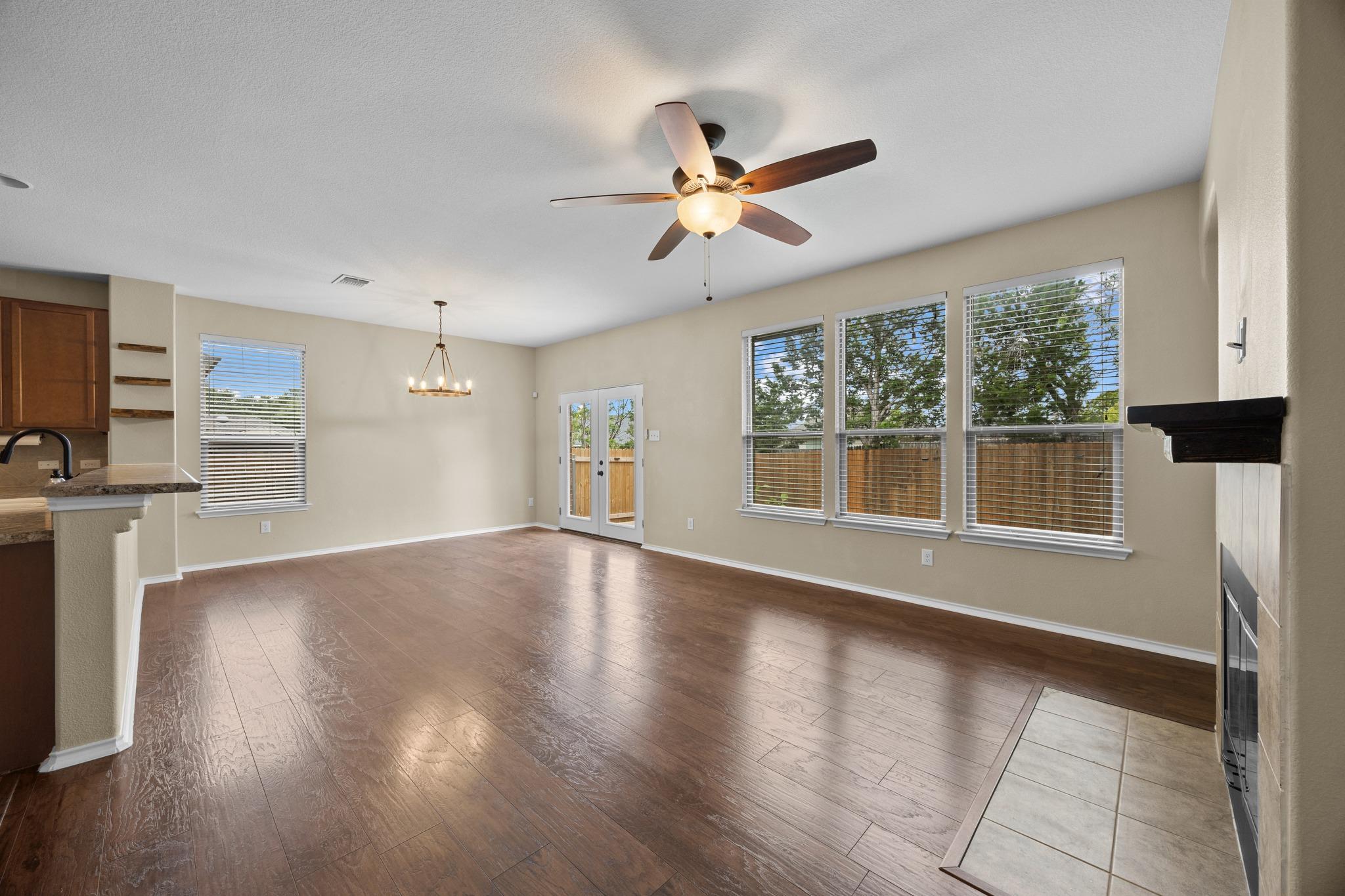 1125 Yellow Iris Rd, Leander, TX 78641