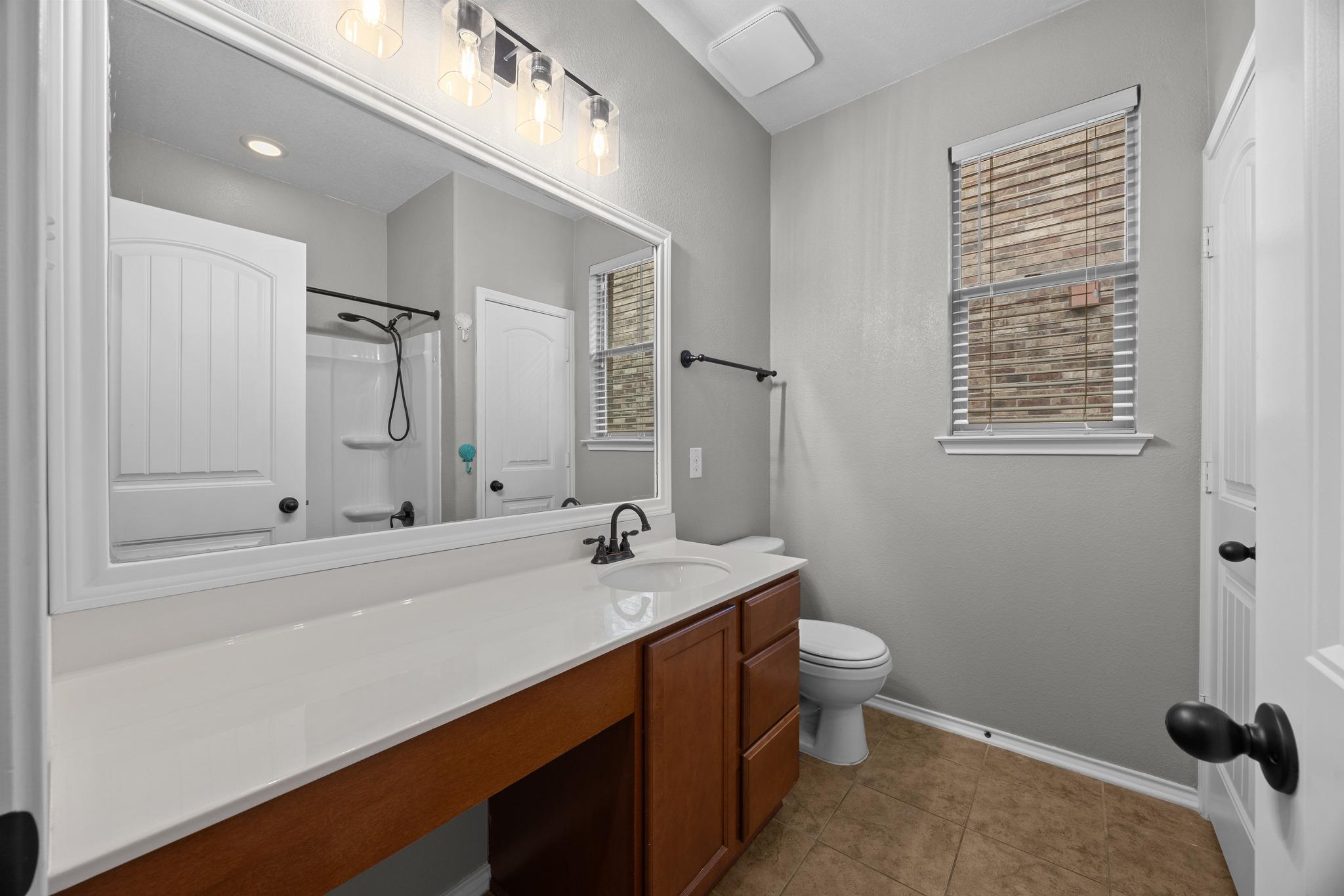 1125 Yellow Iris Rd, Leander, TX 78641